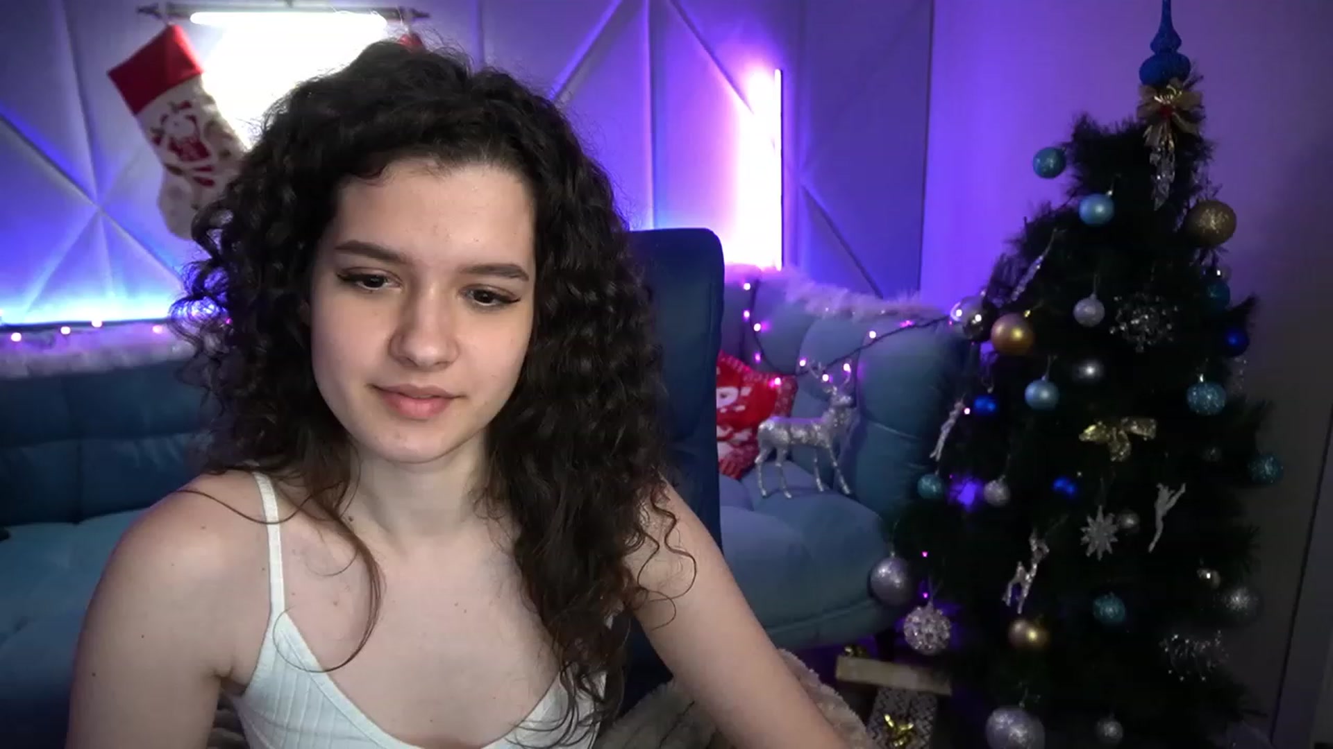 Gallery image thumbnail from Sherry_Li's myfreecams stream on, 12/11/2022, 16:48 image 2 of 20
