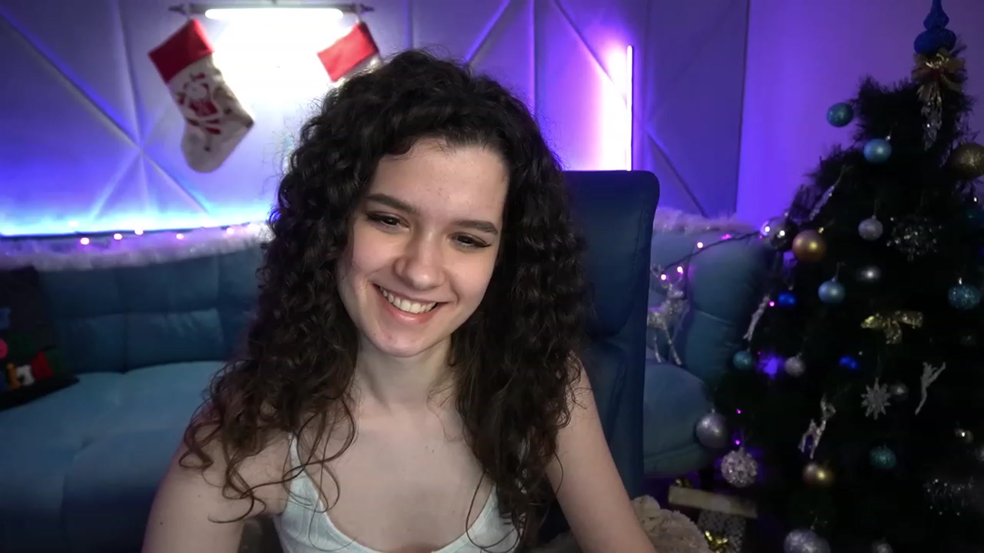 Gallery image thumbnail from Sherry_Li's myfreecams stream on, 12/11/2022, 16:48 image 10 of 20
