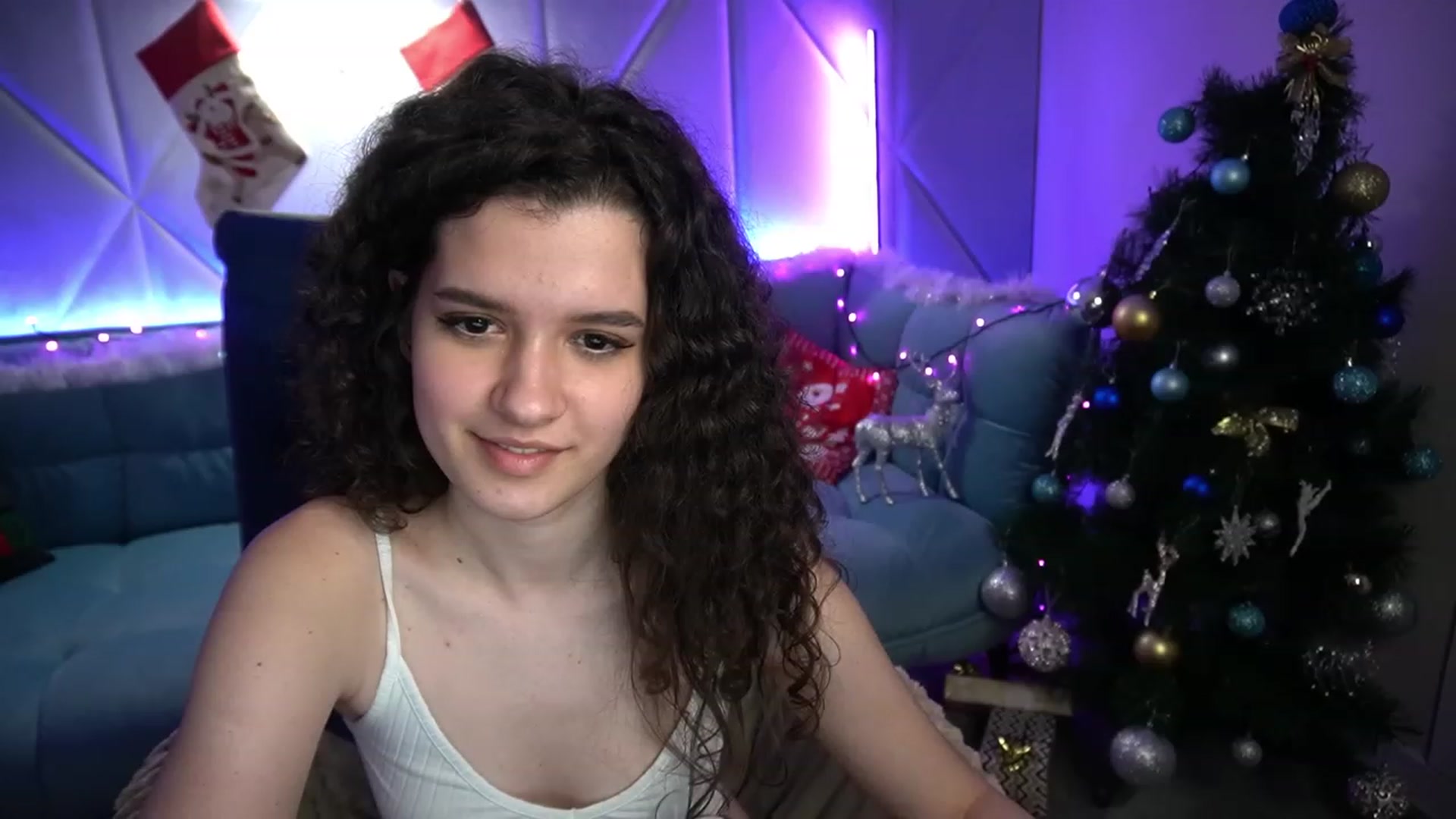 Gallery image thumbnail from Sherry_Li's myfreecams stream on, 12/11/2022, 18:05 image 16 of 20