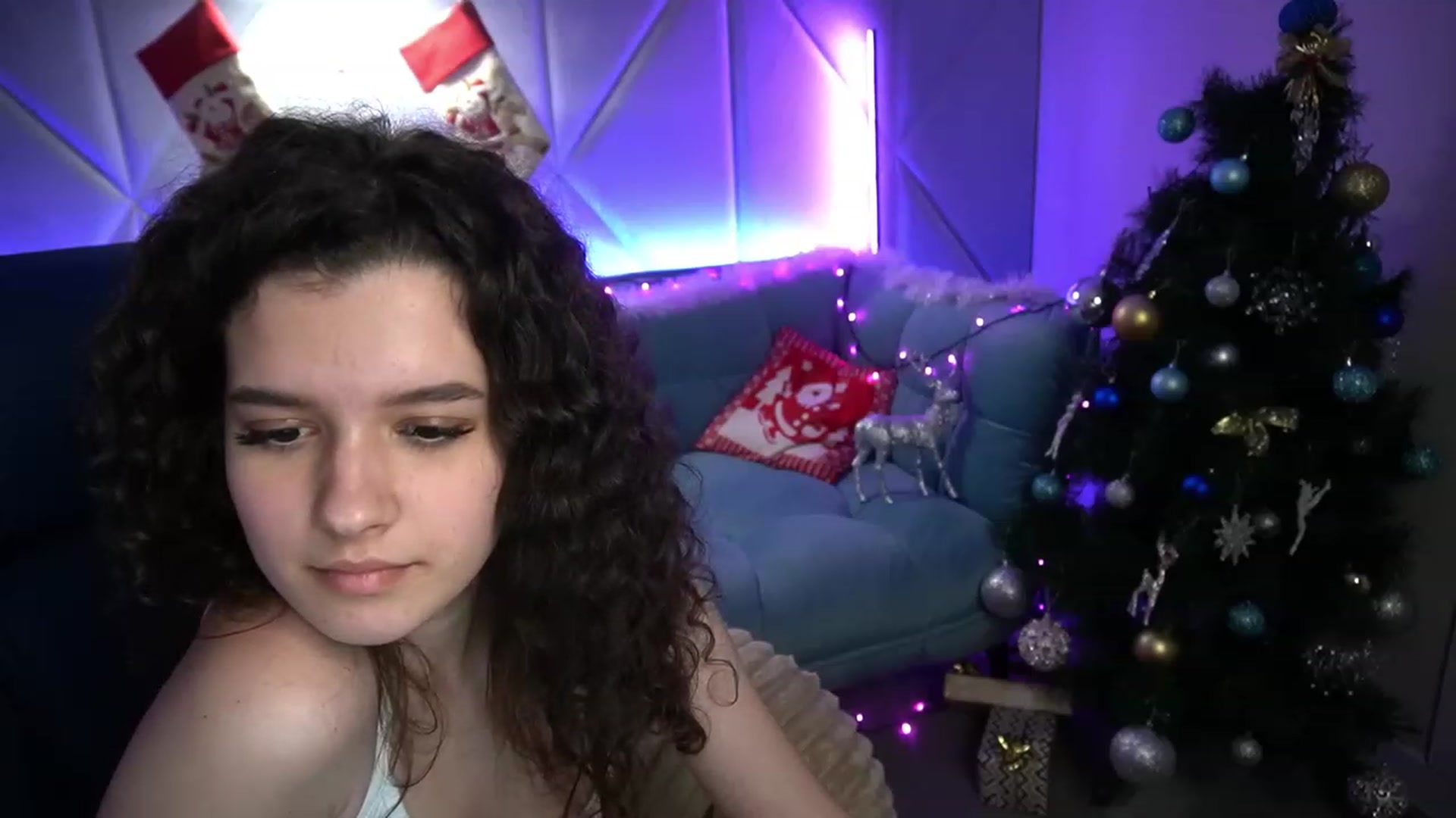 Gallery image thumbnail from Sherry_Li's myfreecams stream on, 12/11/2022, 18:05 image 10 of 20