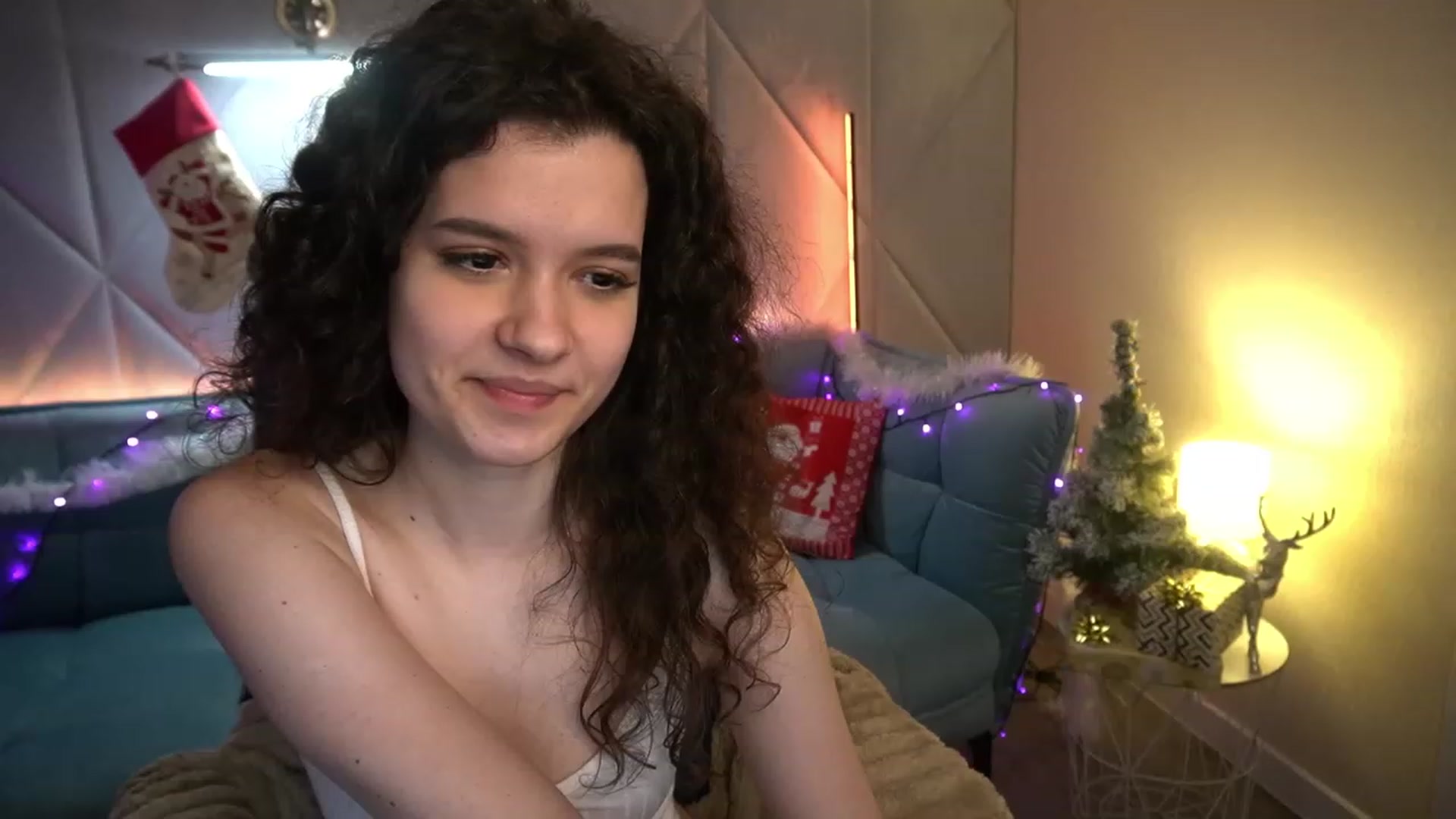 Gallery image thumbnail from Sherry_Li's myfreecams stream on, 12/18/2022, 10:05 image 8 of 20