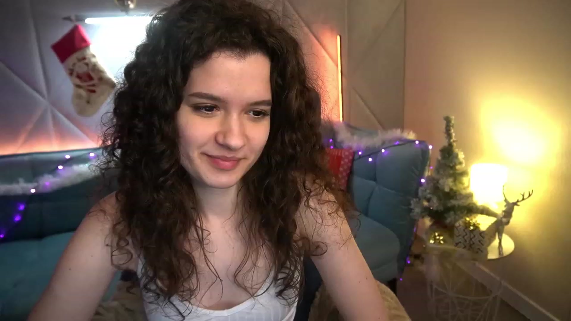 Gallery image thumbnail from Sherry_Li's myfreecams stream on, 12/18/2022, 10:05 image 1 of 20