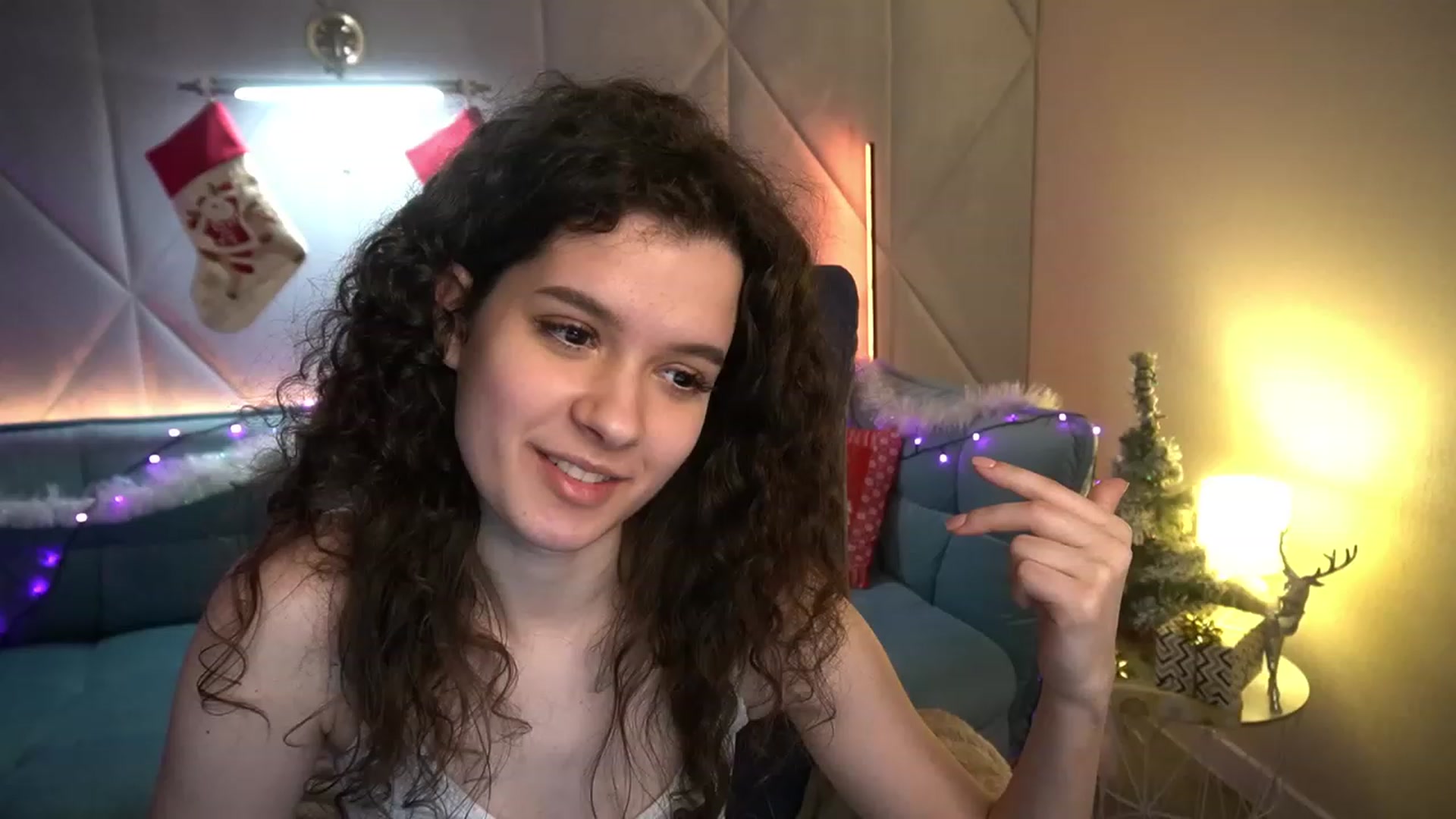 Gallery image thumbnail from Sherry_Li's myfreecams stream on, 12/18/2022, 10:05 image 20 of 20