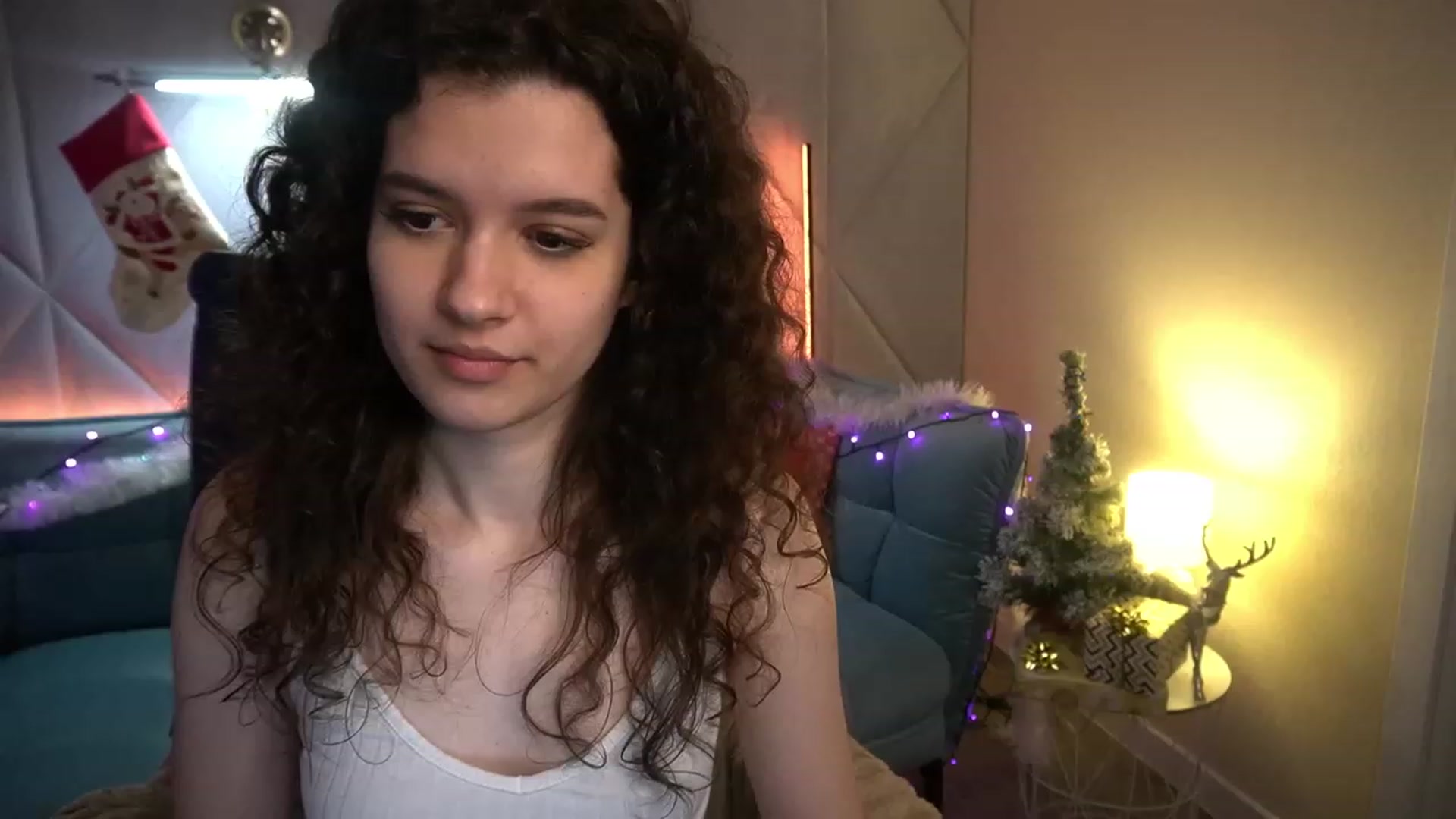 Gallery image thumbnail from Sherry_Li's myfreecams stream on, 12/18/2022, 10:05 image 9 of 20