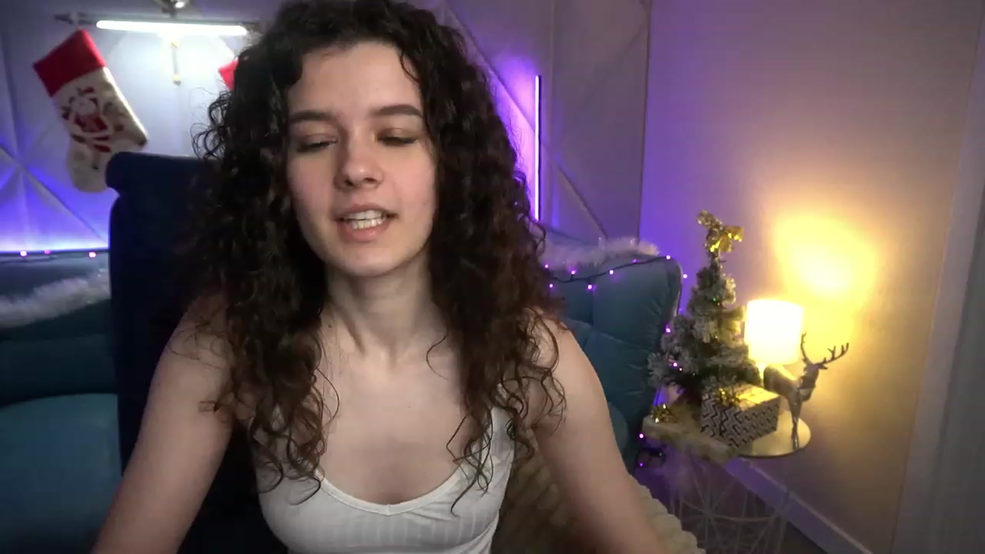 Gallery image thumbnail from Sherry_Li's myfreecams stream on, 12/19/2022, 14:22 image 2 of 20