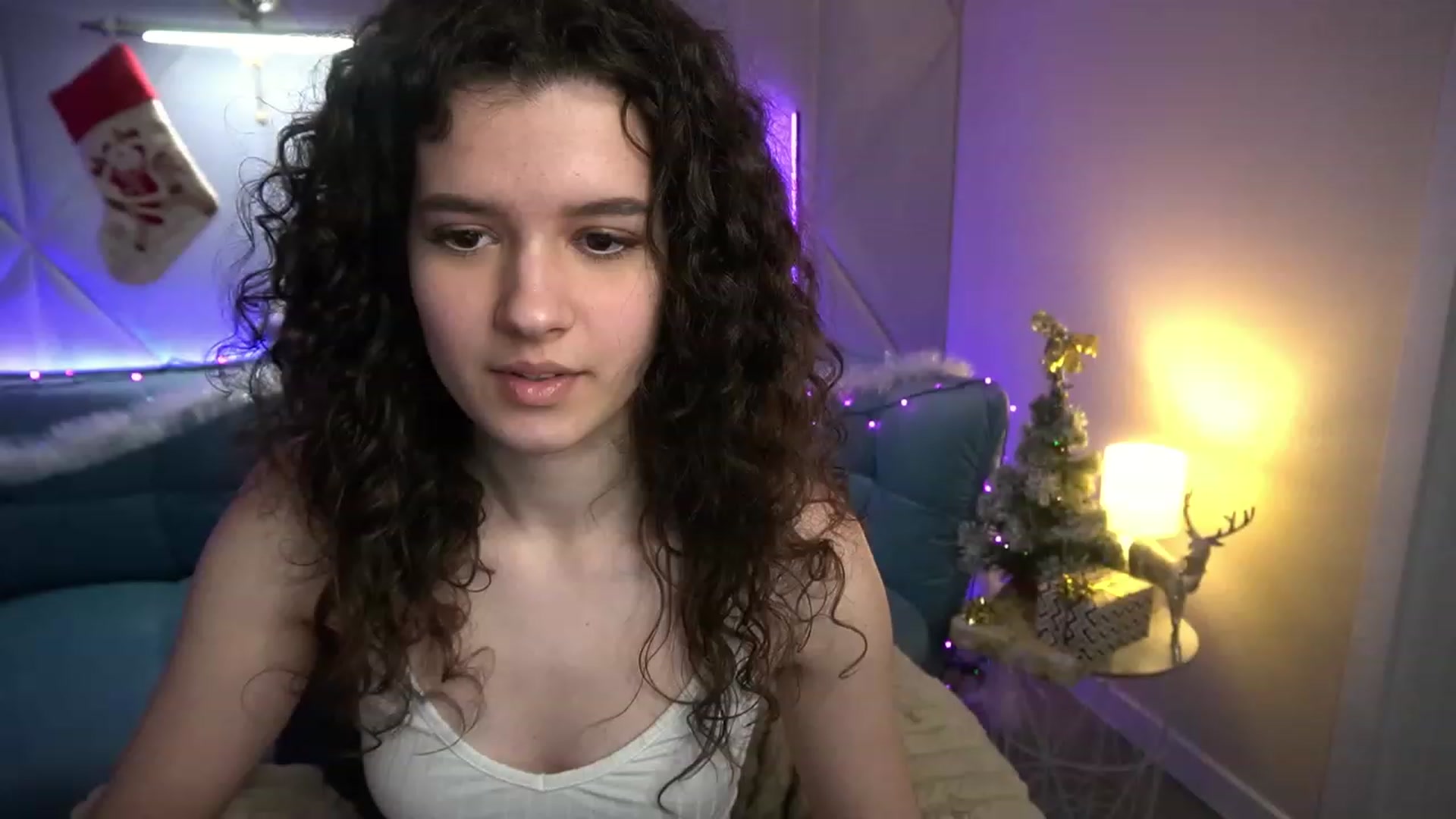Gallery image thumbnail from Sherry_Li's myfreecams stream on, 12/19/2022, 14:22 image 5 of 20