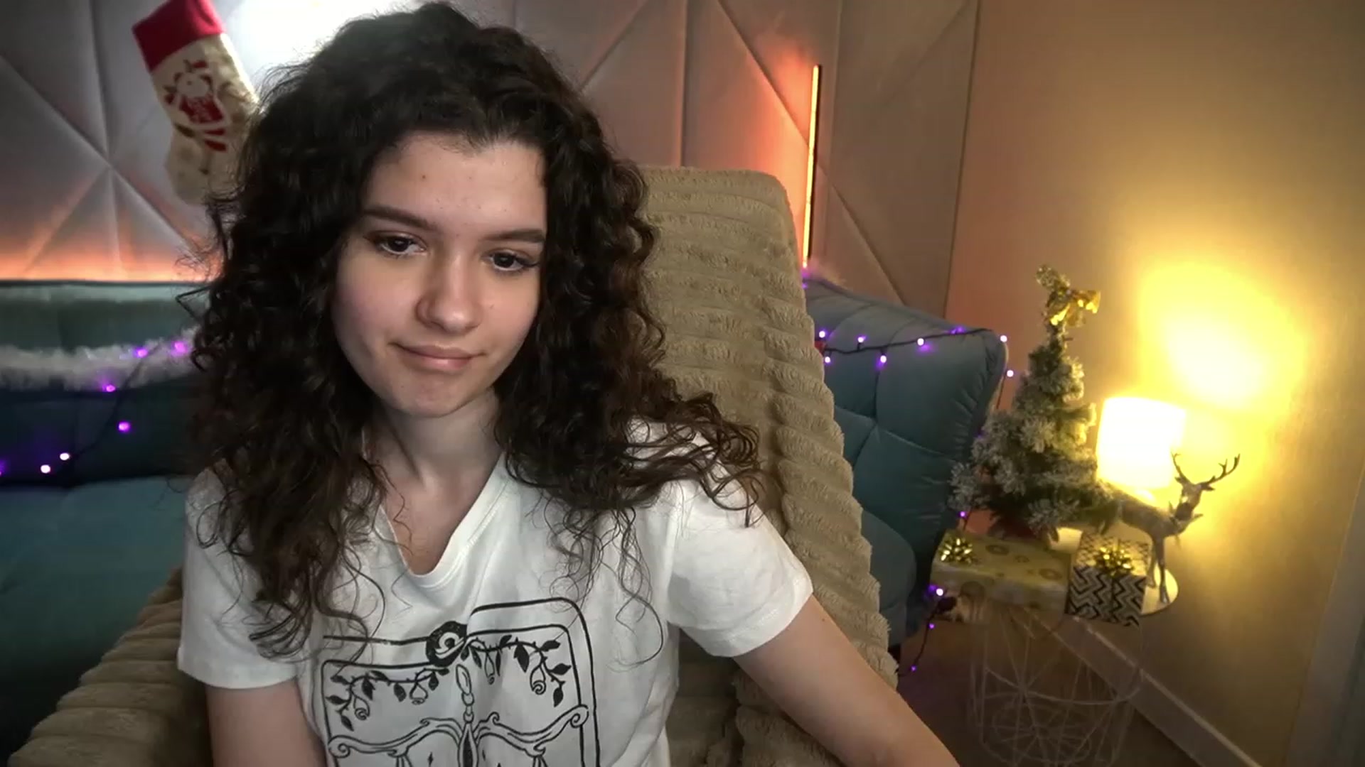 Gallery image thumbnail from Sherry_Li's myfreecams stream on, 12/22/2022, 12:05 image 12 of 20
