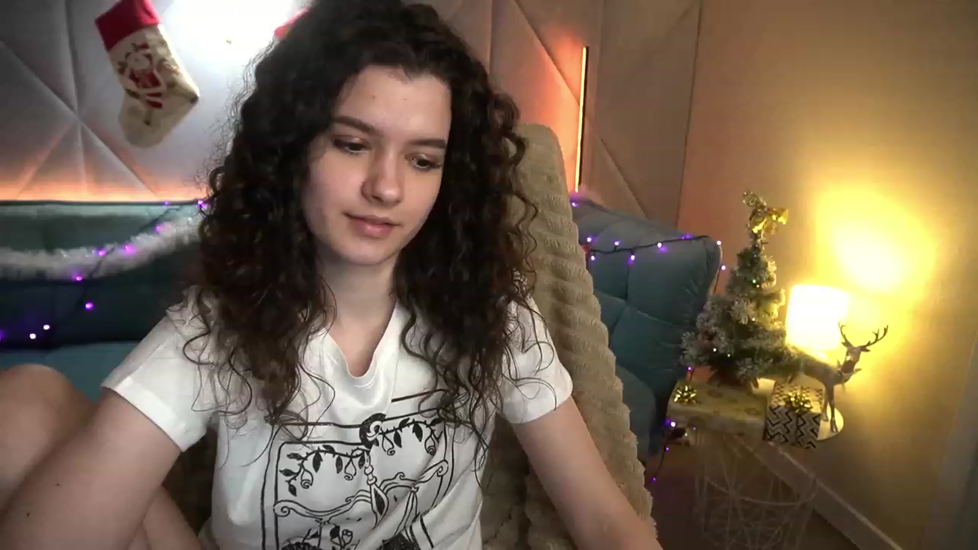 Gallery image thumbnail from Sherry_Li's myfreecams stream on, 12/22/2022, 12:05 image 7 of 20