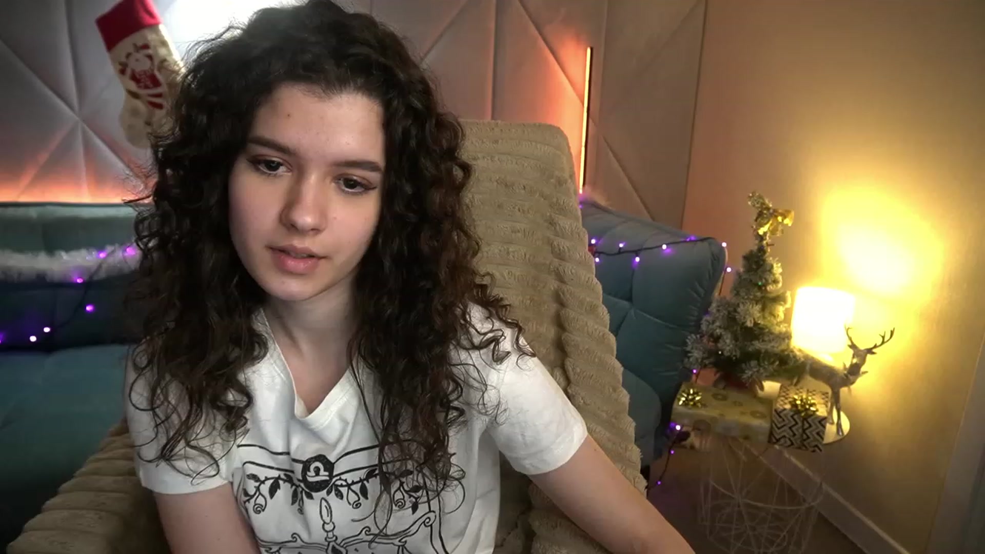 Gallery image thumbnail from Sherry_Li's myfreecams stream on, 12/22/2022, 12:05 image 9 of 20