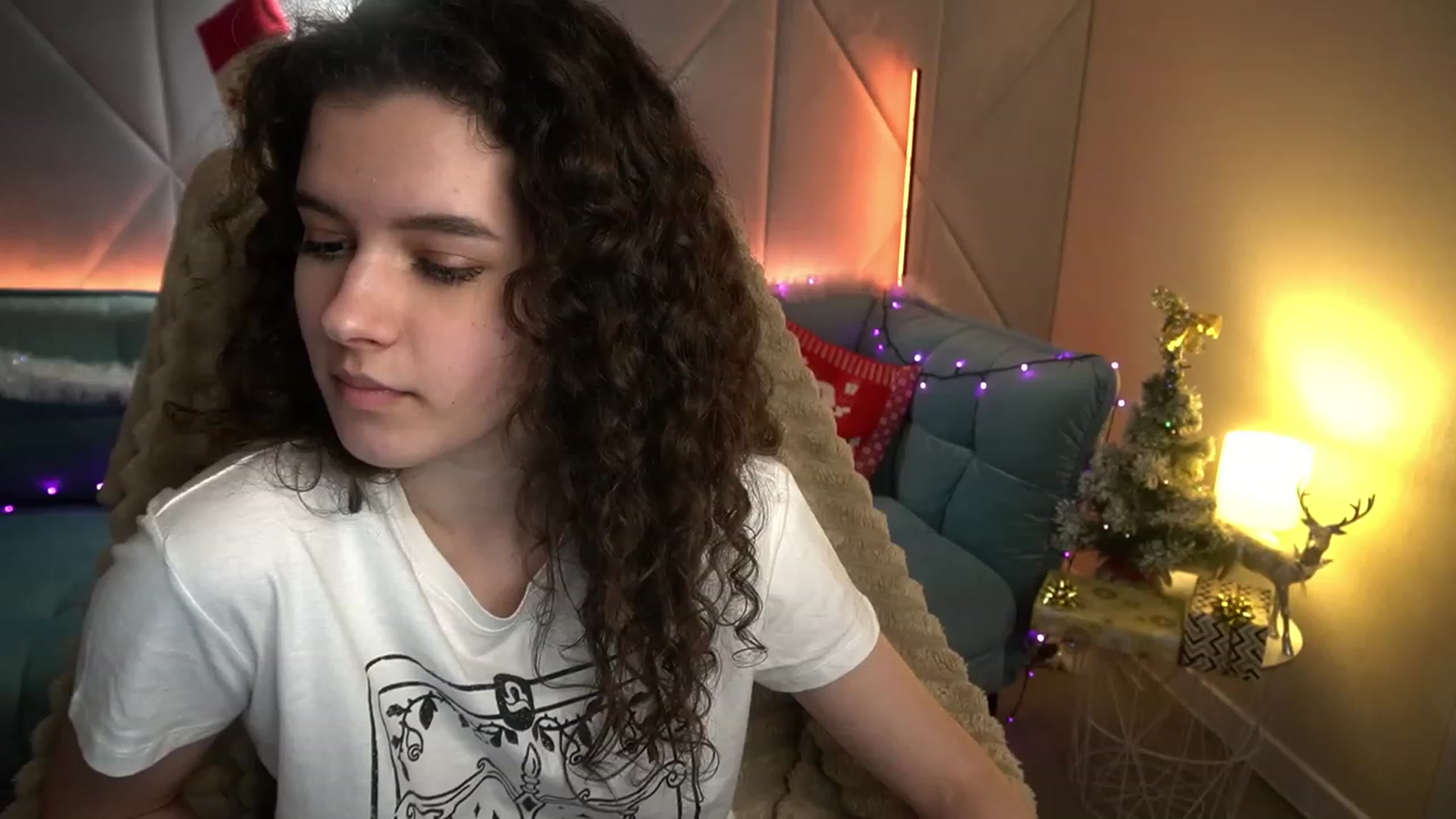 Gallery image thumbnail from Sherry_Li's myfreecams stream on, 12/22/2022, 12:56 image 12 of 20