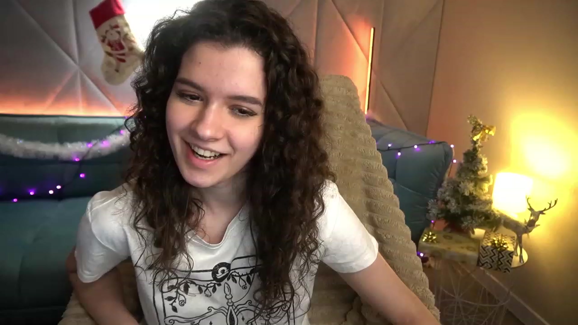 Gallery image thumbnail from Sherry_Li's myfreecams stream on, 12/22/2022, 12:56 image 5 of 20