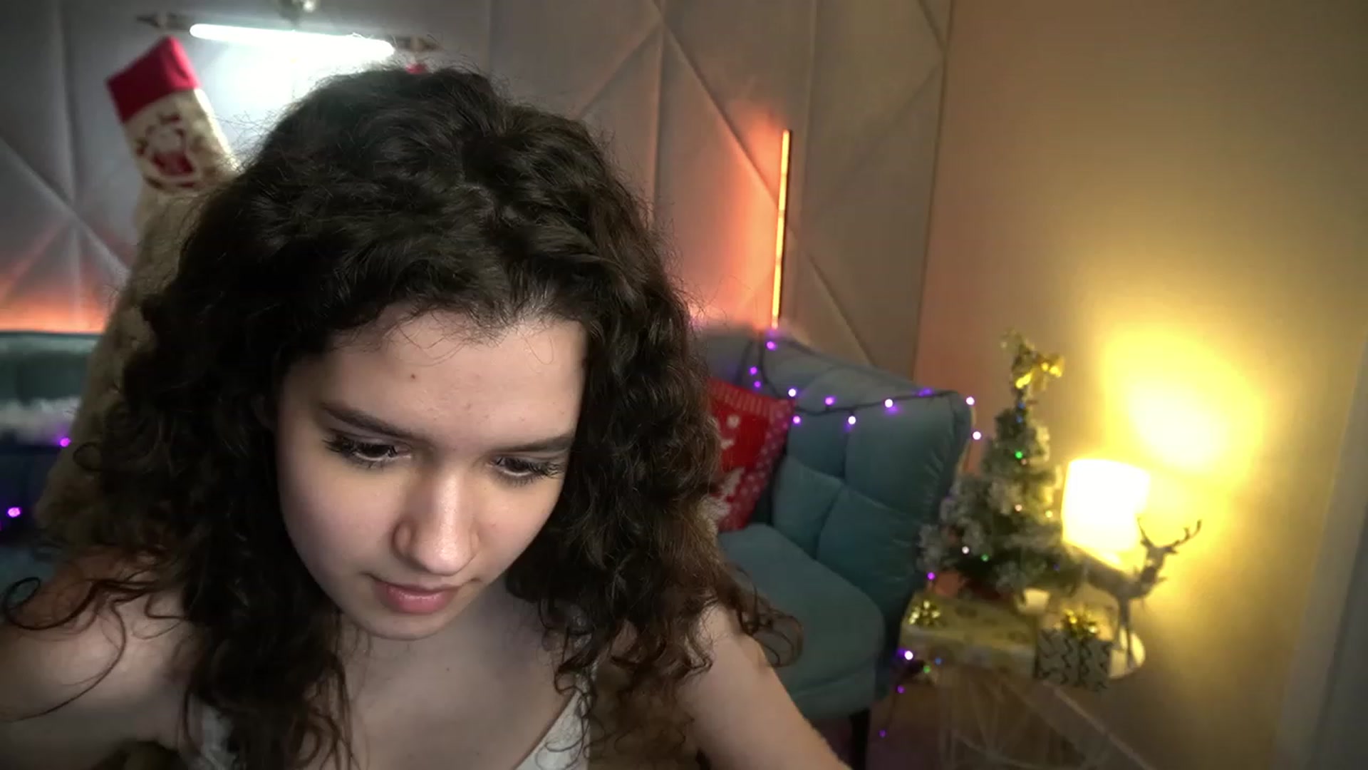 Gallery image thumbnail from Sherry_Li's myfreecams stream on, 12/22/2022, 14:19 image 20 of 20