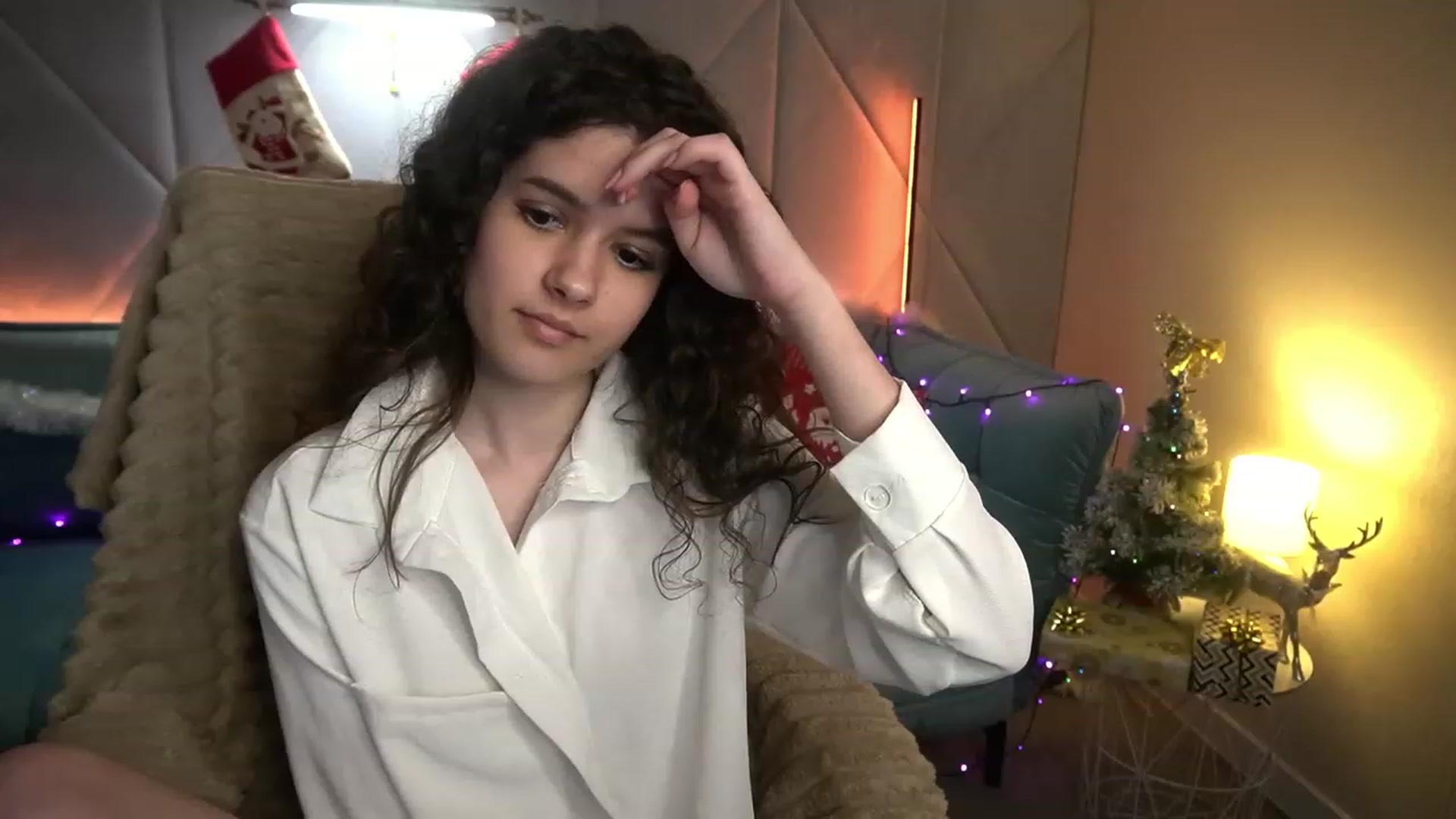 Gallery image thumbnail from Sherry_Li's myfreecams stream on, 12/22/2022, 14:44 image 15 of 20