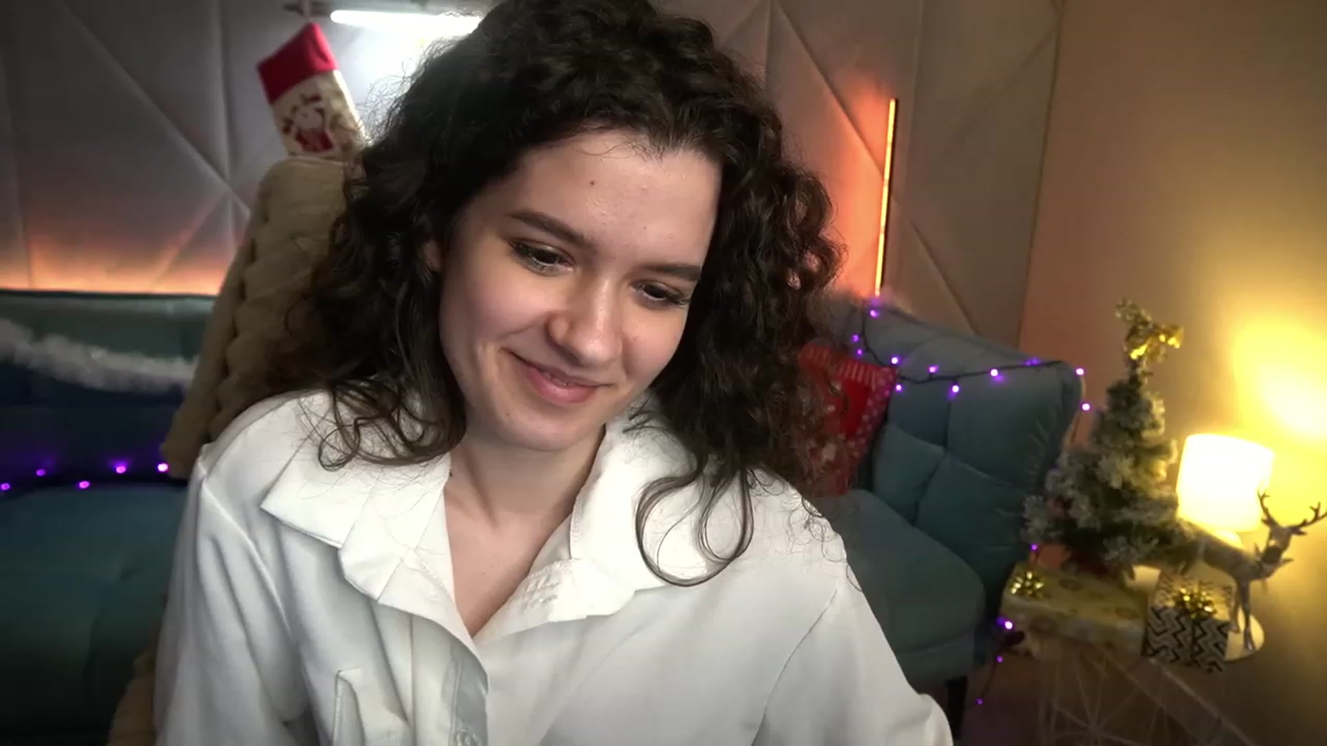 Gallery image thumbnail from Sherry_Li's myfreecams stream on, 12/22/2022, 14:44 image 13 of 20