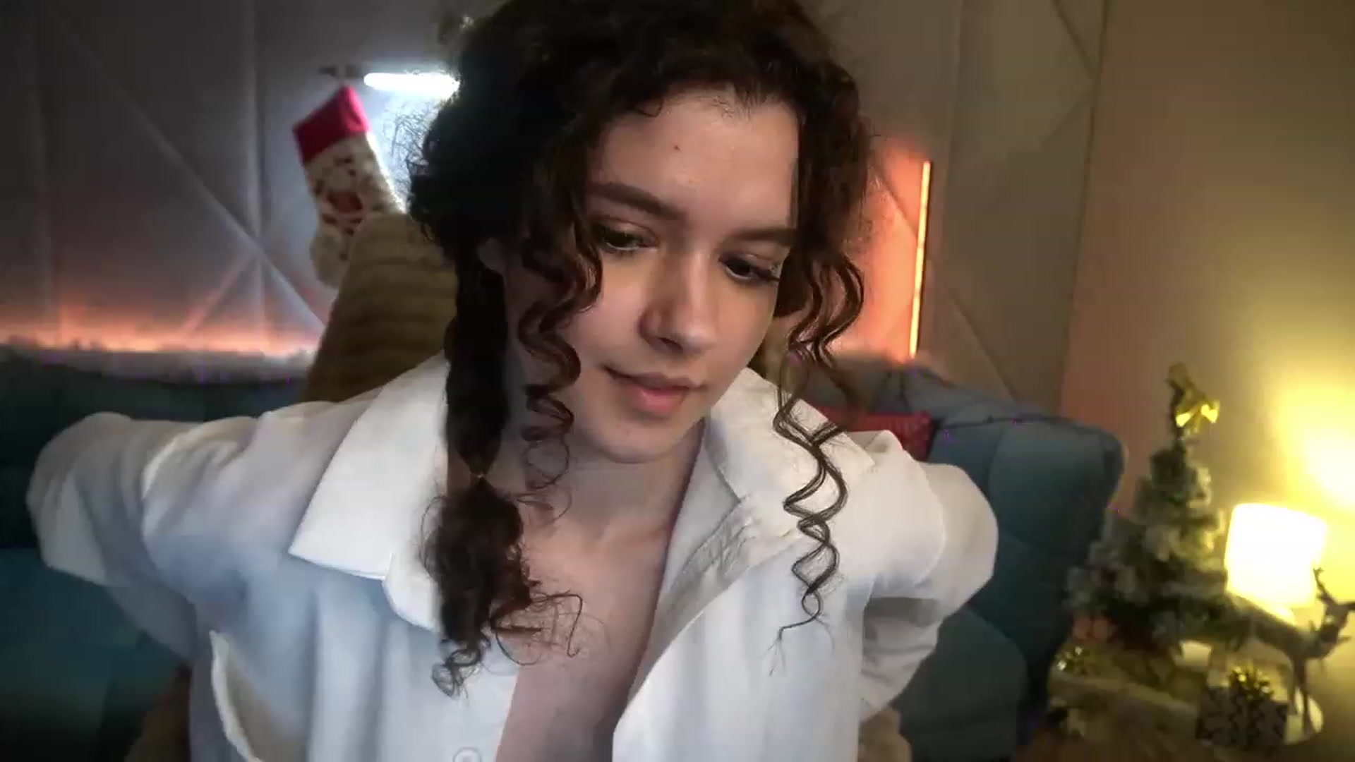 Gallery image thumbnail from Sherry_Li's myfreecams stream on, 12/23/2022, 16:57 image 8 of 20