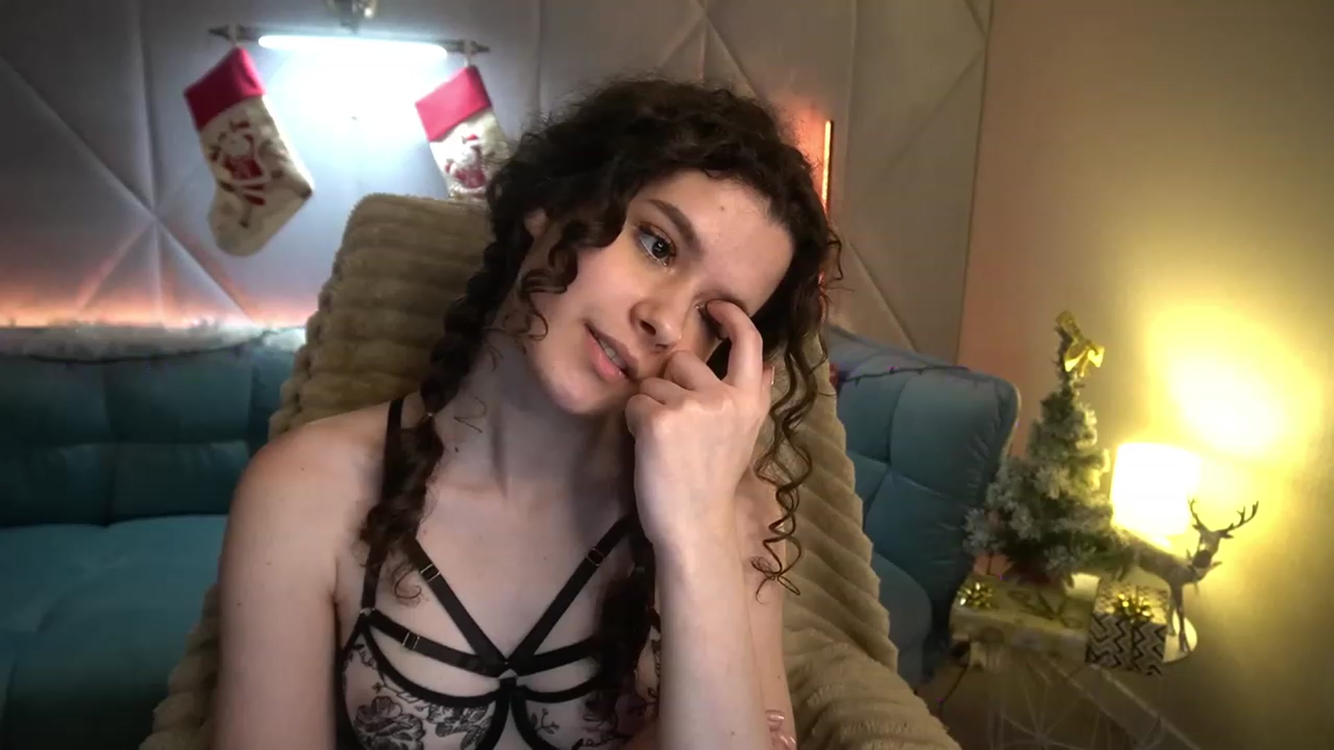 Gallery image thumbnail from Sherry_Li's myfreecams stream on, 12/23/2022, 16:57 image 20 of 20