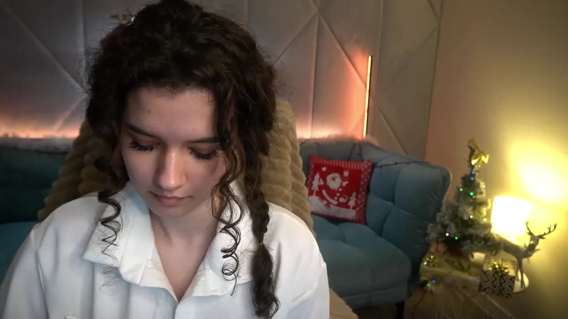 Gallery image thumbnail from Sherry_Li's myfreecams stream on, 12/23/2022, 17:45 image 20 of 20