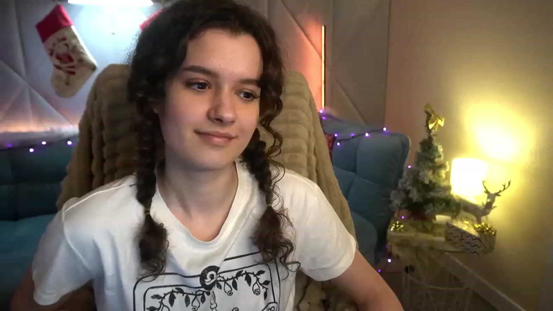 Gallery image thumbnail from Sherry_Li's myfreecams stream on, 12/24/2022, 14:13 image 20 of 20