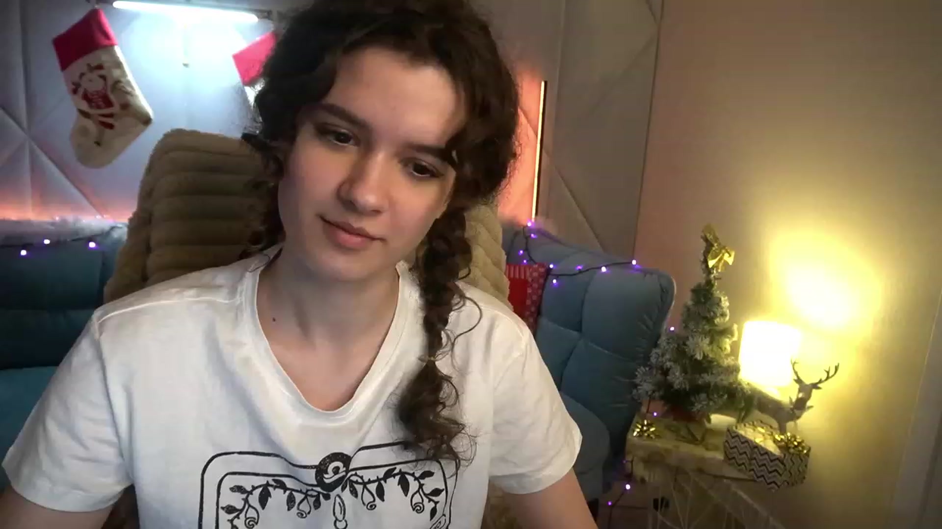 Gallery image thumbnail from Sherry_Li's myfreecams stream on, 12/24/2022, 14:13 image 2 of 20
