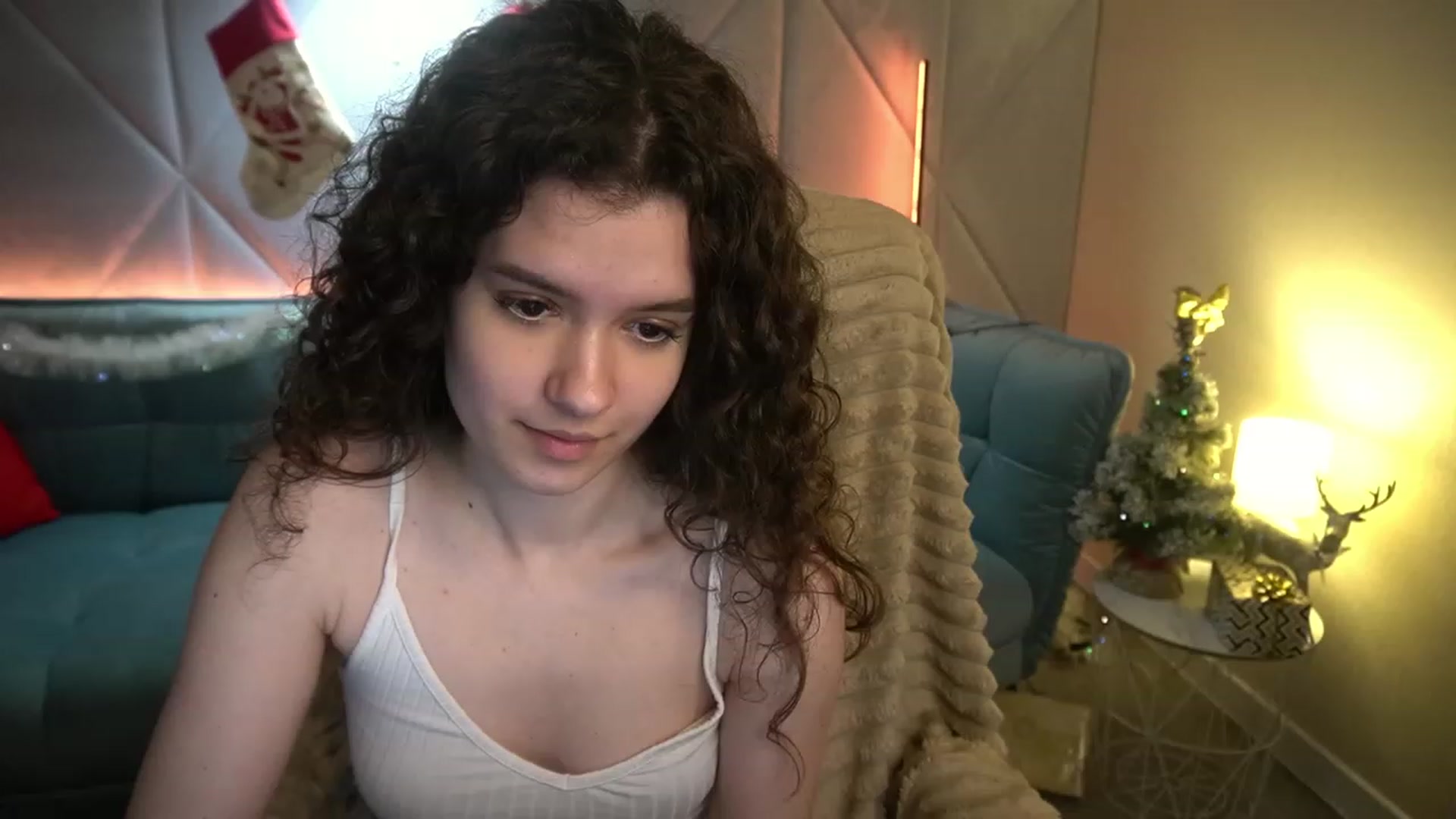 Gallery image thumbnail from Sherry_Li's myfreecams stream on, 12/28/2022, 14:10 image 12 of 20