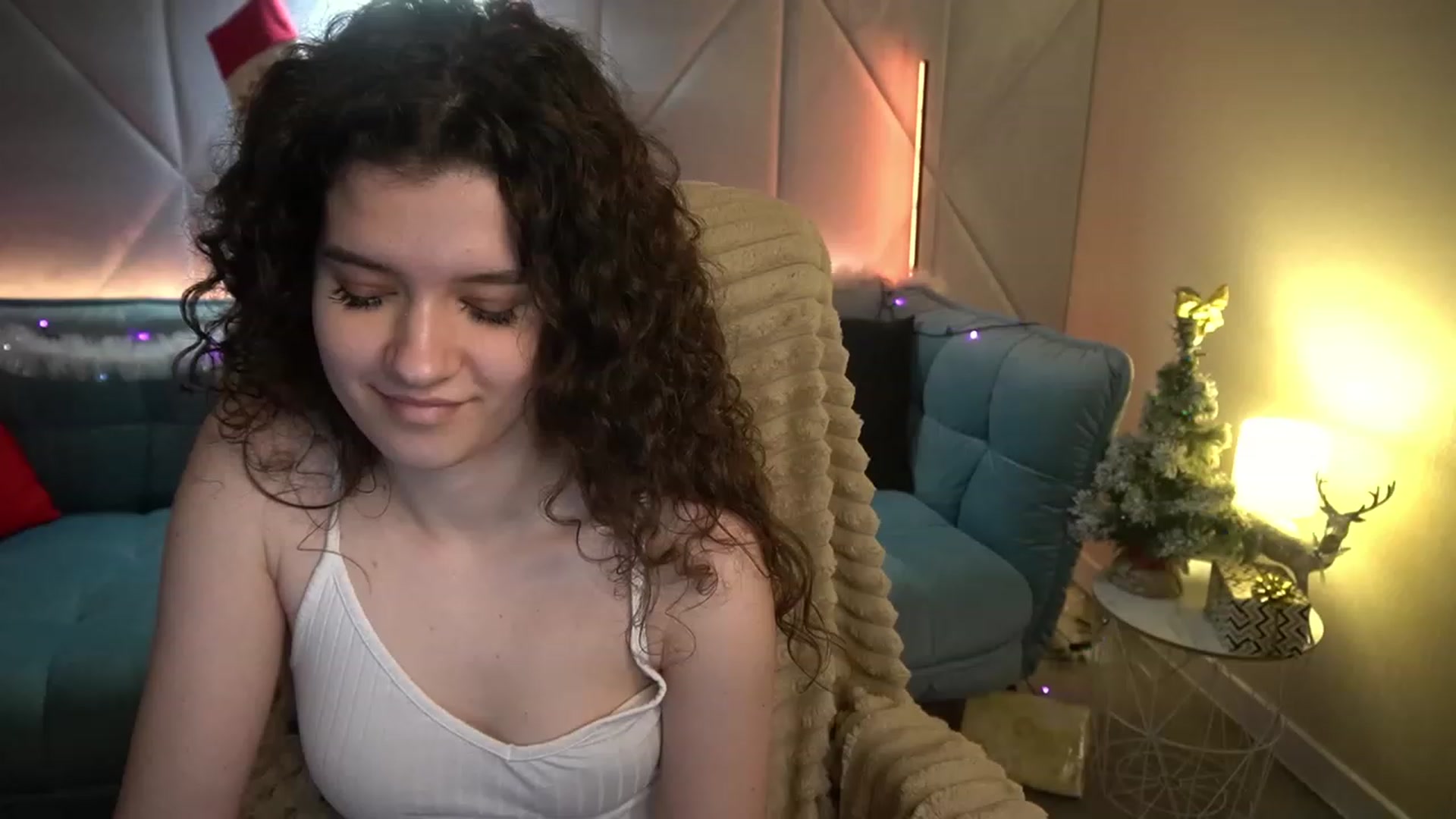Gallery image thumbnail from Sherry_Li's myfreecams stream on, 12/28/2022, 14:10 image 8 of 20