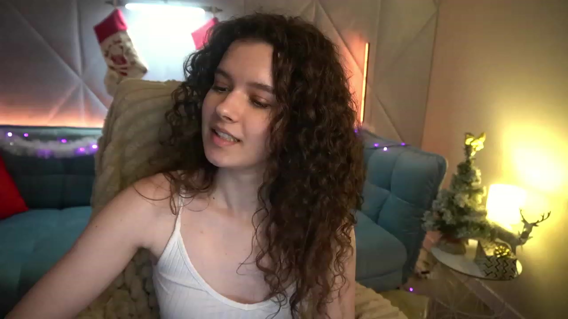 Gallery image thumbnail from Sherry_Li's myfreecams stream on, 12/28/2022, 15:10 image 5 of 20