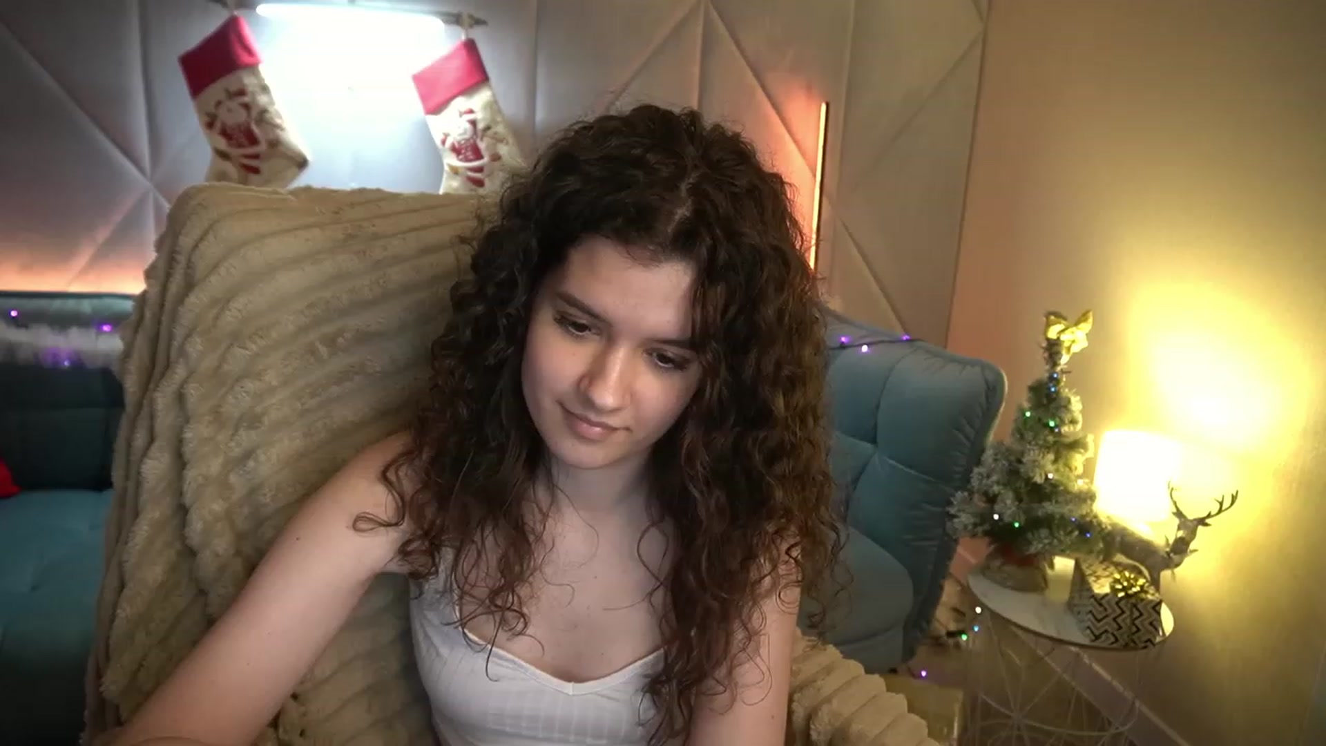 Gallery image thumbnail from Sherry_Li's myfreecams stream on, 12/28/2022, 16:19 image 1 of 20