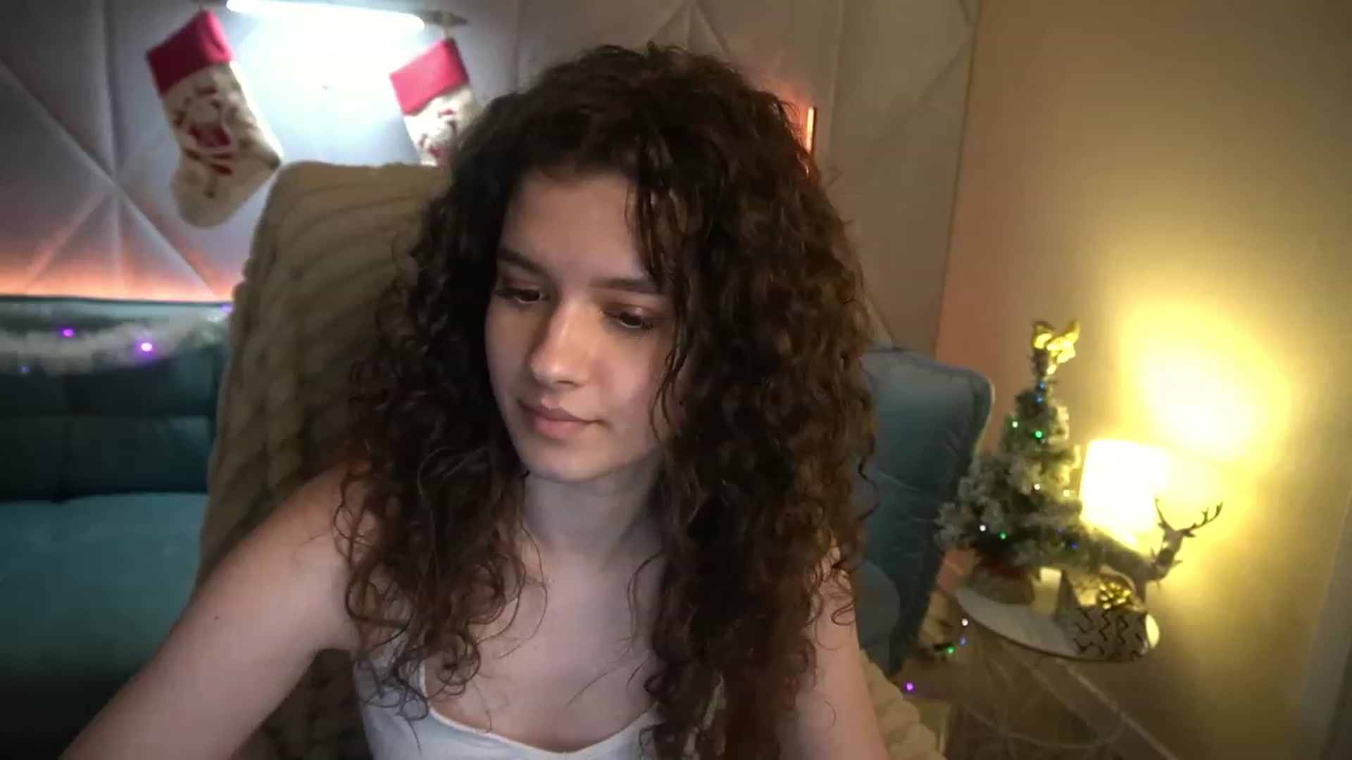 Gallery image thumbnail from Sherry_Li's myfreecams stream on, 12/28/2022, 16:19 image 8 of 20