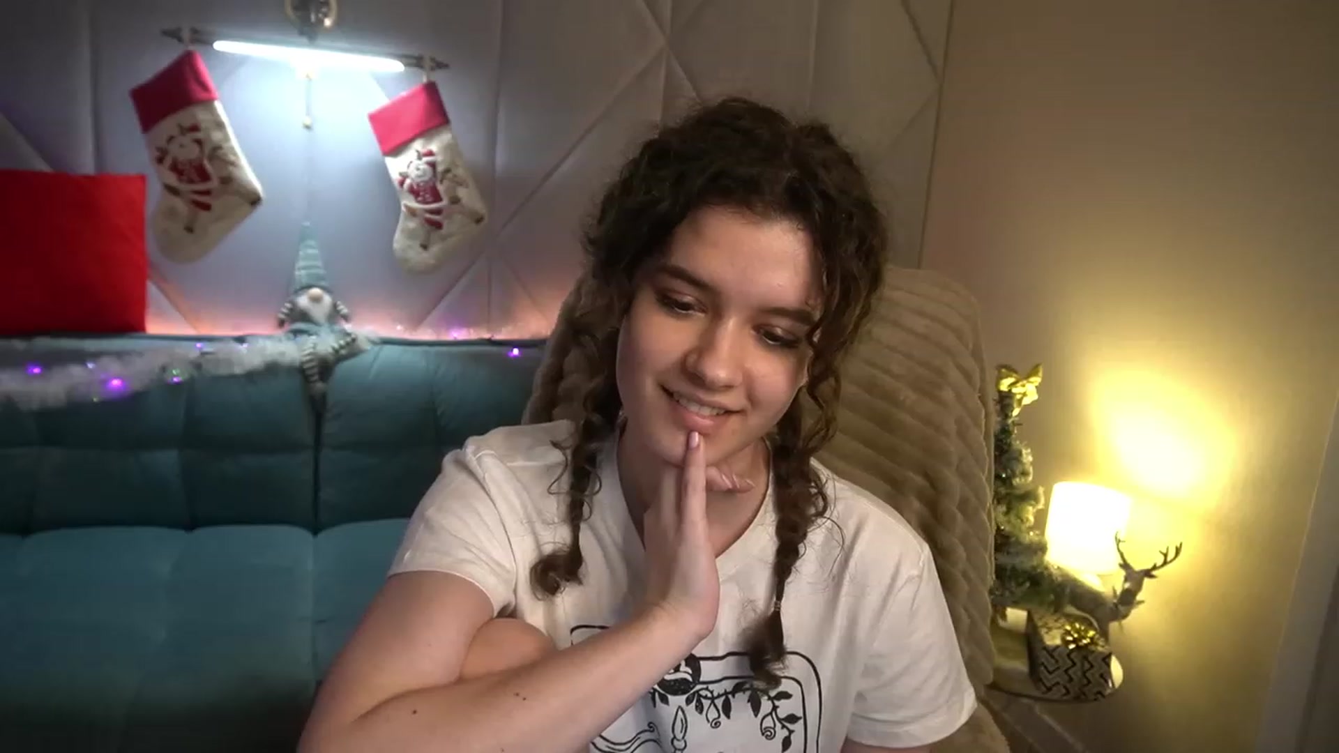 Gallery image thumbnail from Sherry_Li's myfreecams stream on, 12/29/2022, 15:36 image 7 of 20
