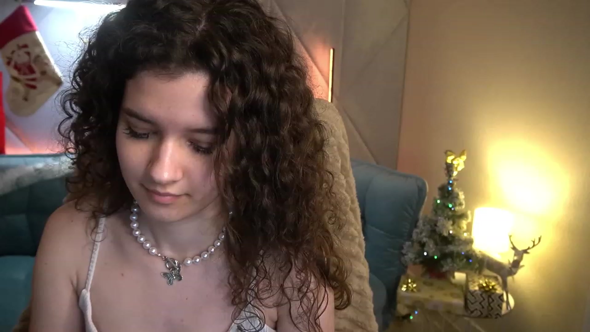Gallery image thumbnail from Sherry_Li's myfreecams stream on, 12/30/2022, 14:50 image 17 of 20