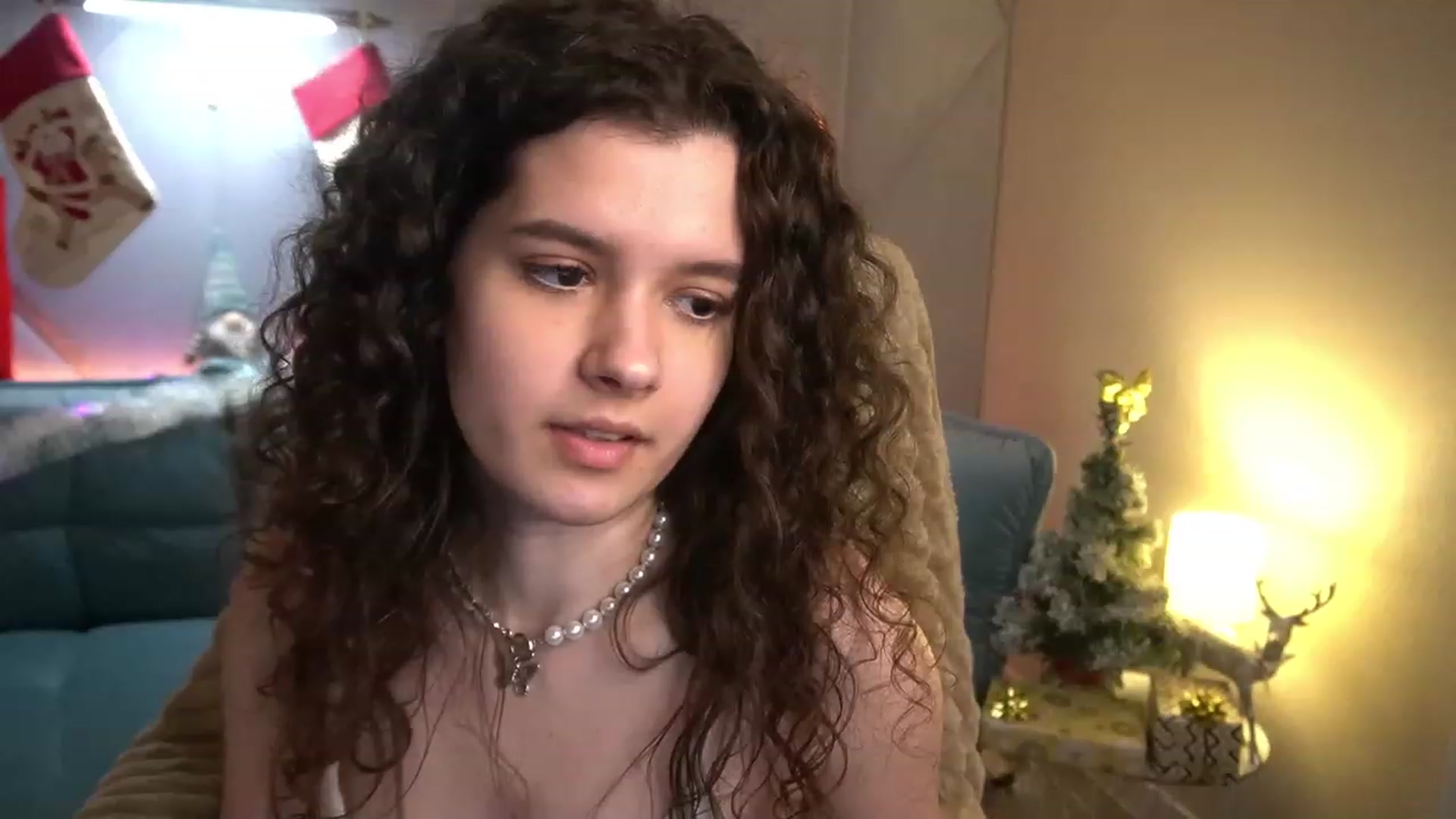 Gallery image thumbnail from Sherry_Li's myfreecams stream on, 12/30/2022, 14:50 image 18 of 20