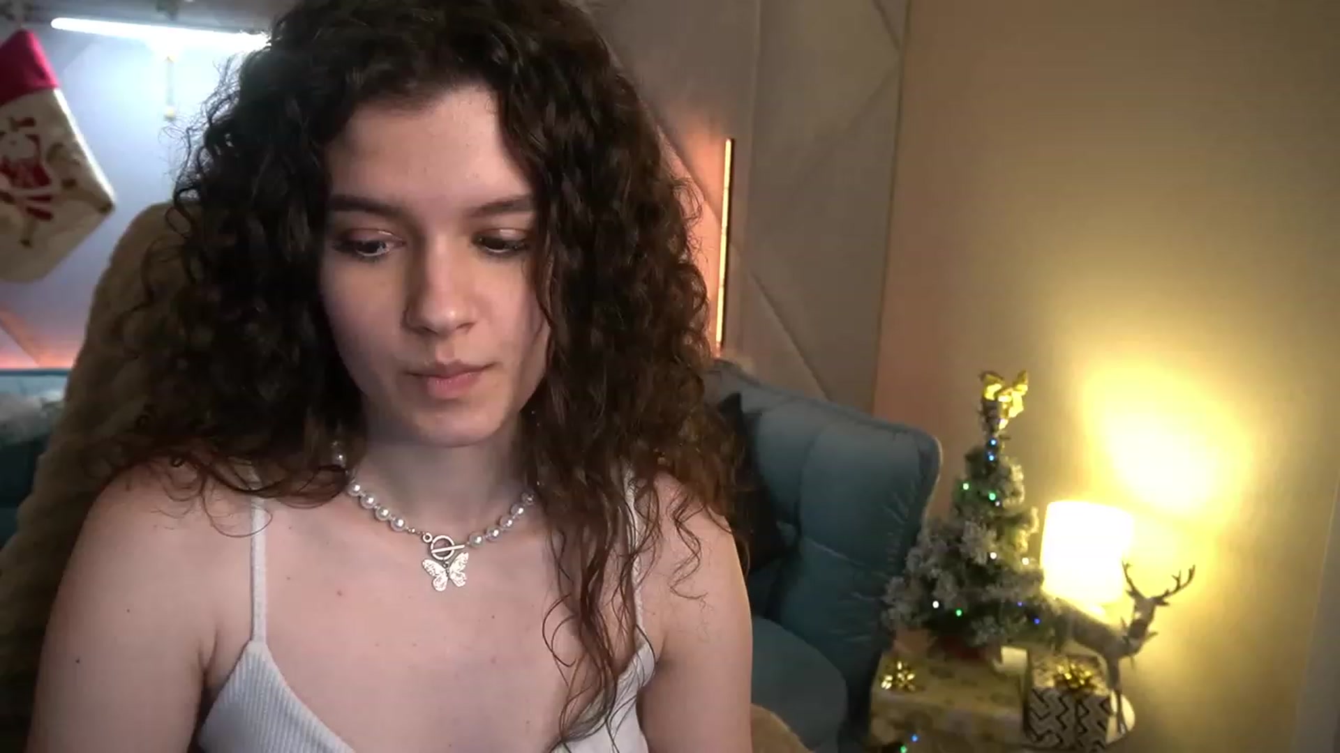 Gallery image thumbnail from Sherry_Li's myfreecams stream on, 12/30/2022, 14:50 image 13 of 20