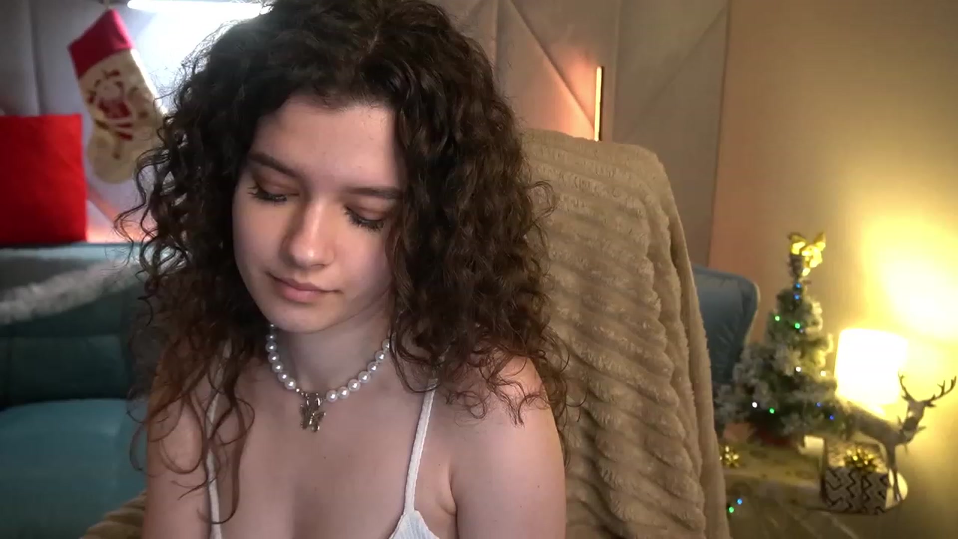 Gallery image thumbnail from Sherry_Li's myfreecams stream on, 12/30/2022, 14:50 image 2 of 20