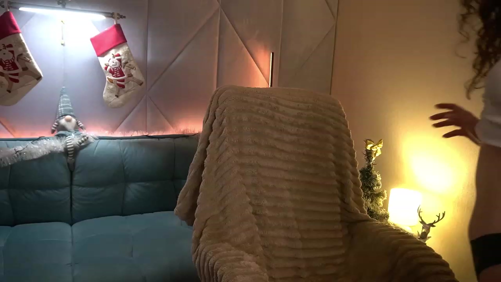 Gallery image thumbnail from Sherry_Li's myfreecams stream on, 12/30/2022, 14:50 image 12 of 20