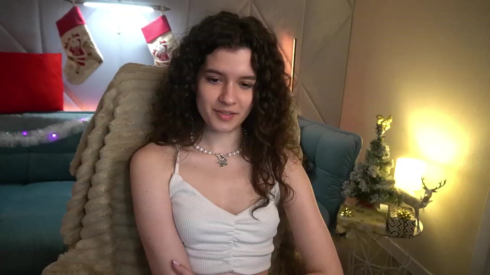 Gallery image thumbnail from Sherry_Li's myfreecams stream on, 12/30/2022, 16:28 image 16 of 20