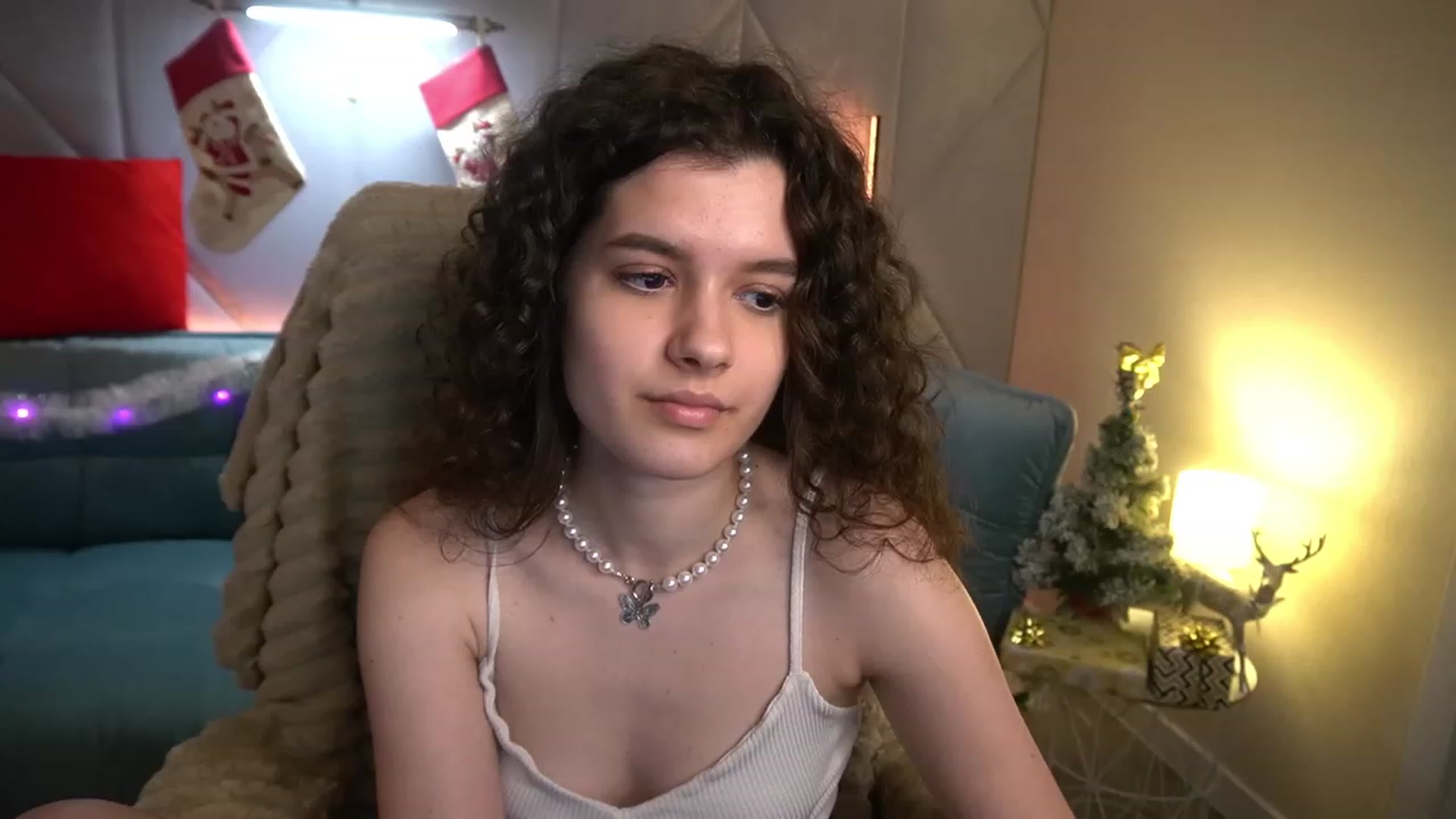 Gallery image thumbnail from Sherry_Li's myfreecams stream on, 12/30/2022, 16:28 image 8 of 20