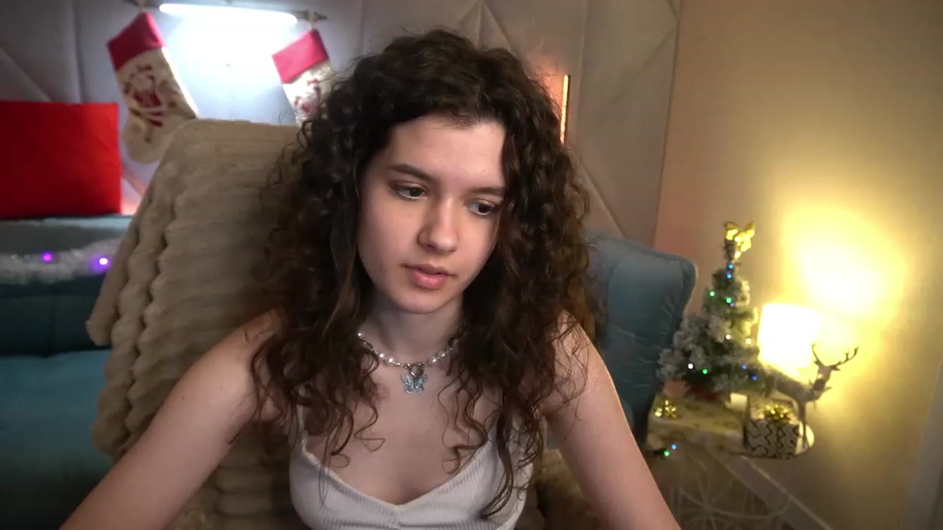 Gallery image thumbnail from Sherry_Li's myfreecams stream on, 12/30/2022, 16:28 image 4 of 20