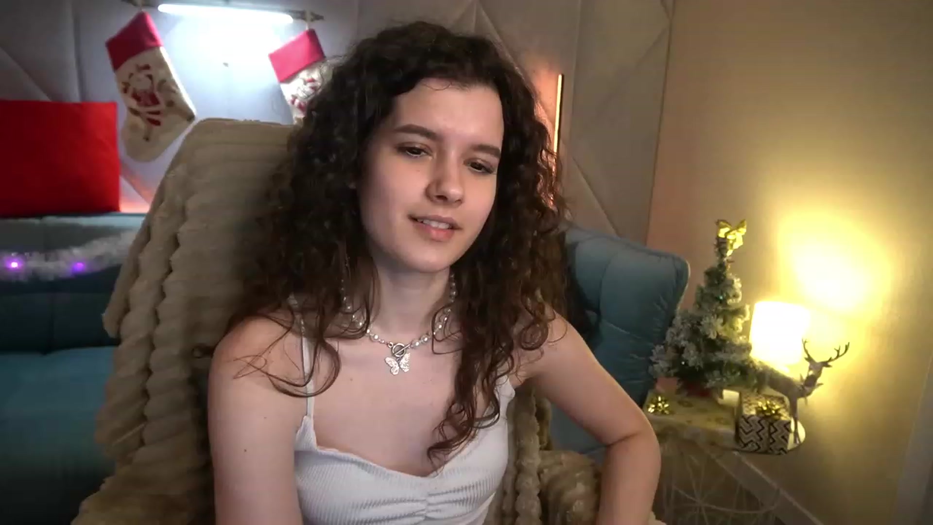 Gallery image thumbnail from Sherry_Li's myfreecams stream on, 12/30/2022, 16:28 image 13 of 20