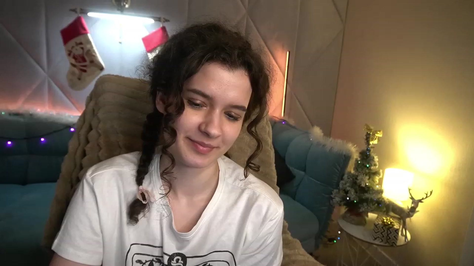 Gallery image thumbnail from Sherry_Li's myfreecams stream on, 12/31/2022, 18:47 image 6 of 20