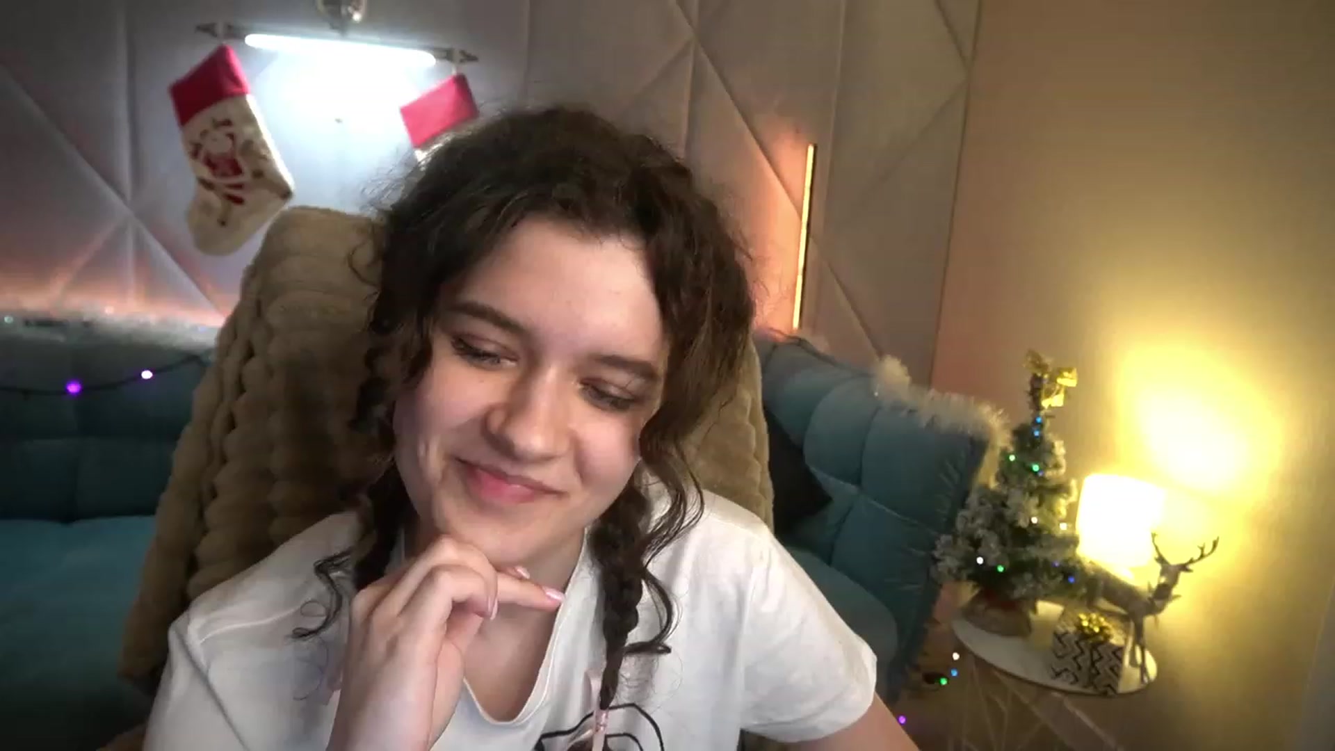 Gallery image thumbnail from Sherry_Li's myfreecams stream on, 12/31/2022, 18:47 image 2 of 20