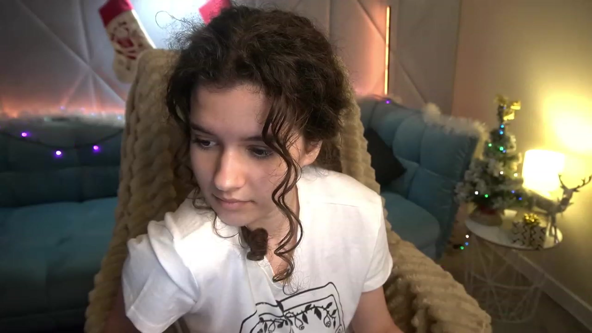 Gallery image thumbnail from Sherry_Li's myfreecams stream on, 01/01/2023, 15:05 image 19 of 20