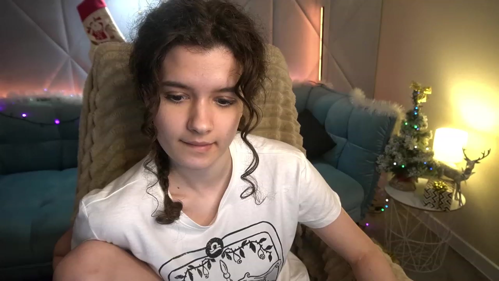 Gallery image thumbnail from Sherry_Li's myfreecams stream on, 01/01/2023, 15:05 image 16 of 20