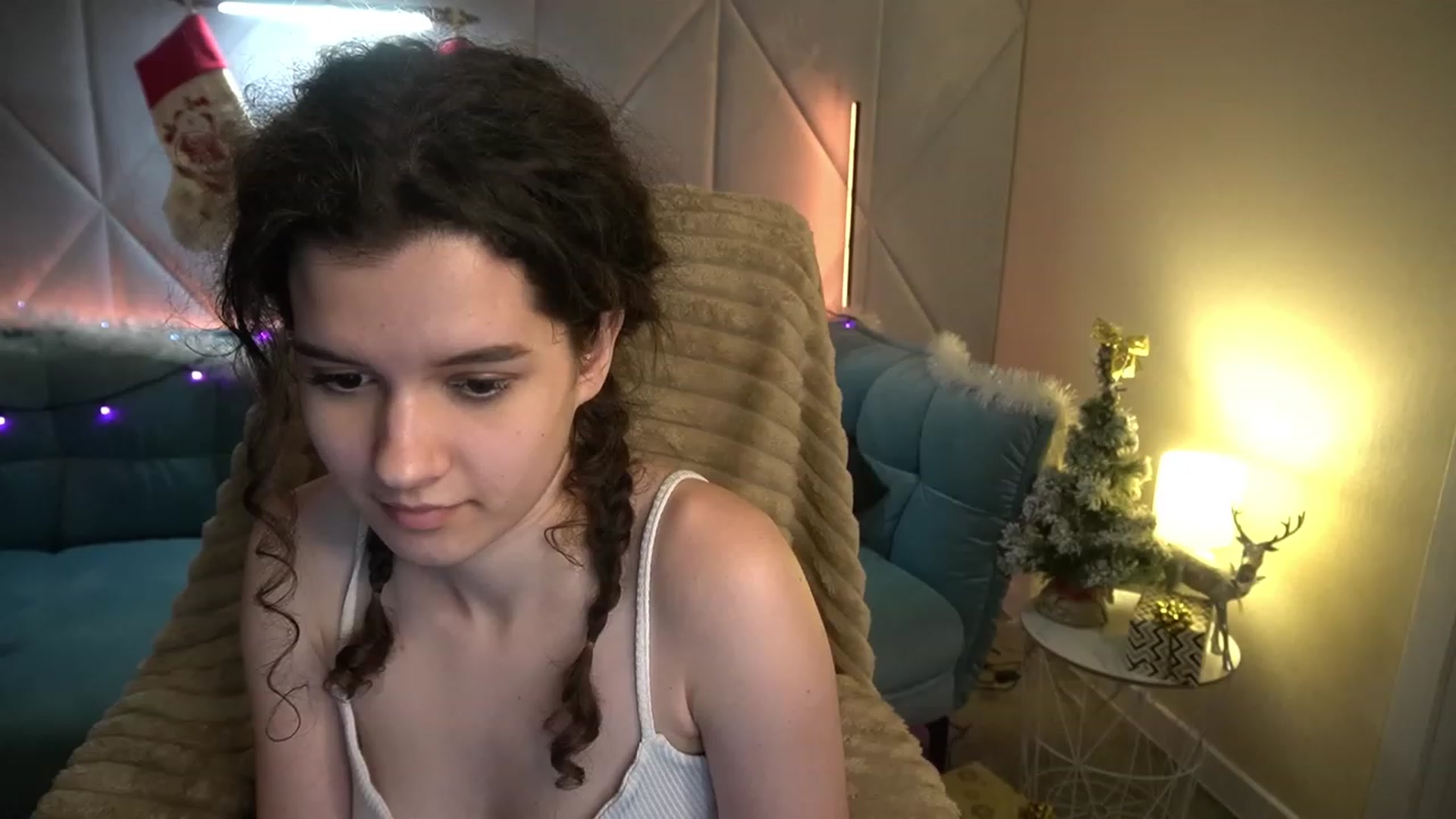 Gallery image thumbnail from Sherry_Li's myfreecams stream on, 01/01/2023, 17:39 image 19 of 20