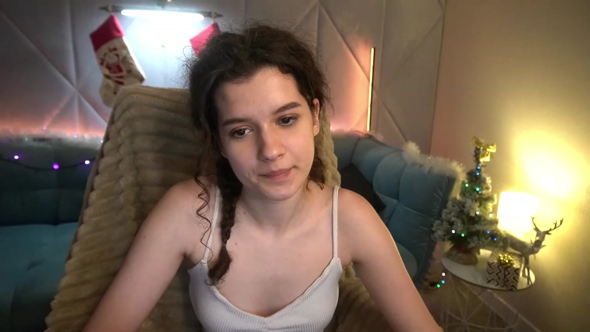 Gallery image thumbnail from Sherry_Li's myfreecams stream on, 01/01/2023, 17:39 image 3 of 20
