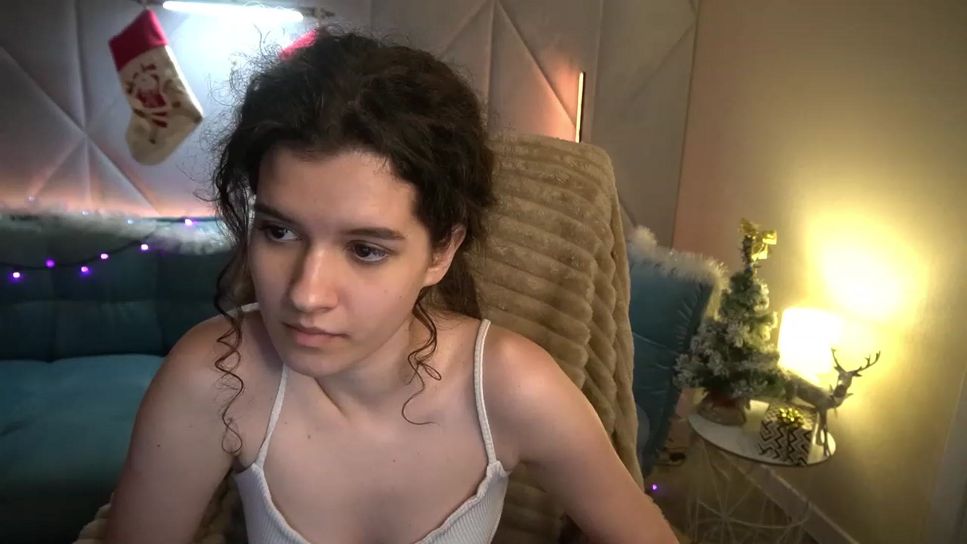 Gallery image thumbnail from Sherry_Li's myfreecams stream on, 01/01/2023, 18:34 image 17 of 20