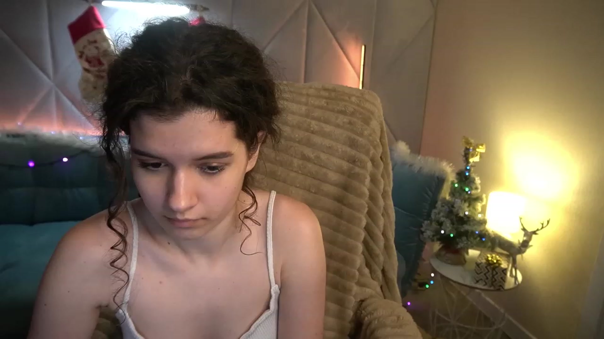 Gallery image thumbnail from Sherry_Li's myfreecams stream on, 01/01/2023, 18:34 image 18 of 20