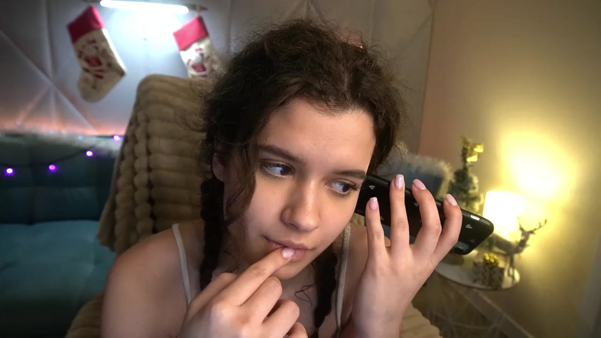 Gallery image thumbnail from Sherry_Li's myfreecams stream on, 01/01/2023, 18:34 image 10 of 20