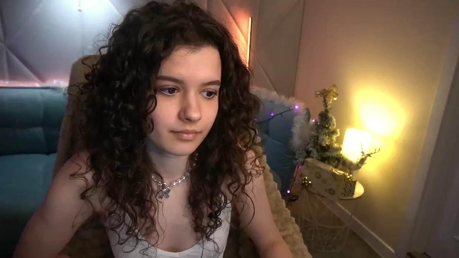 Gallery image thumbnail from Sherry_Li's myfreecams stream on, 01/06/2023, 14:55 image 10 of 20