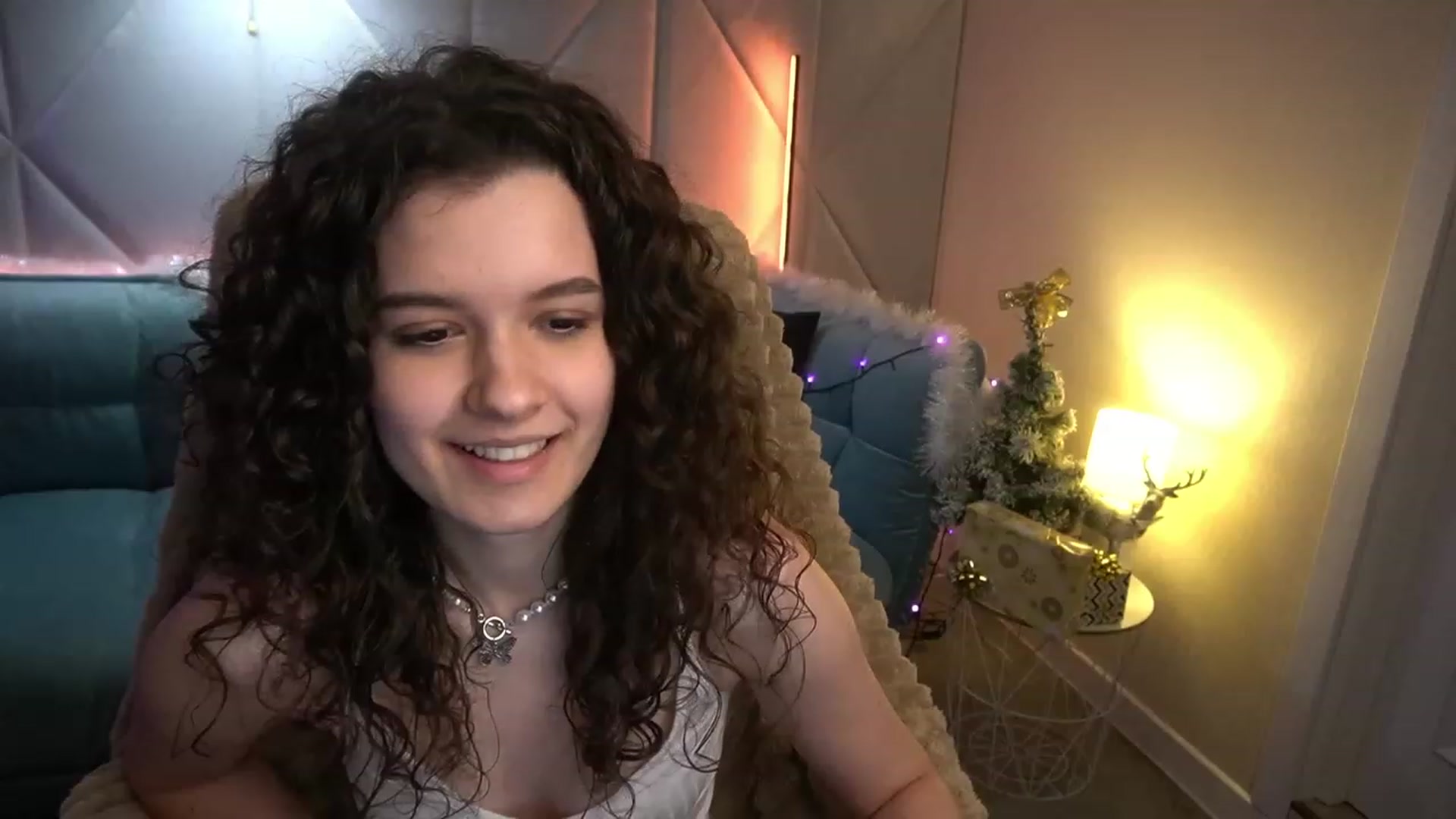 Gallery image thumbnail from Sherry_Li's myfreecams stream on, 01/06/2023, 14:55 image 9 of 20