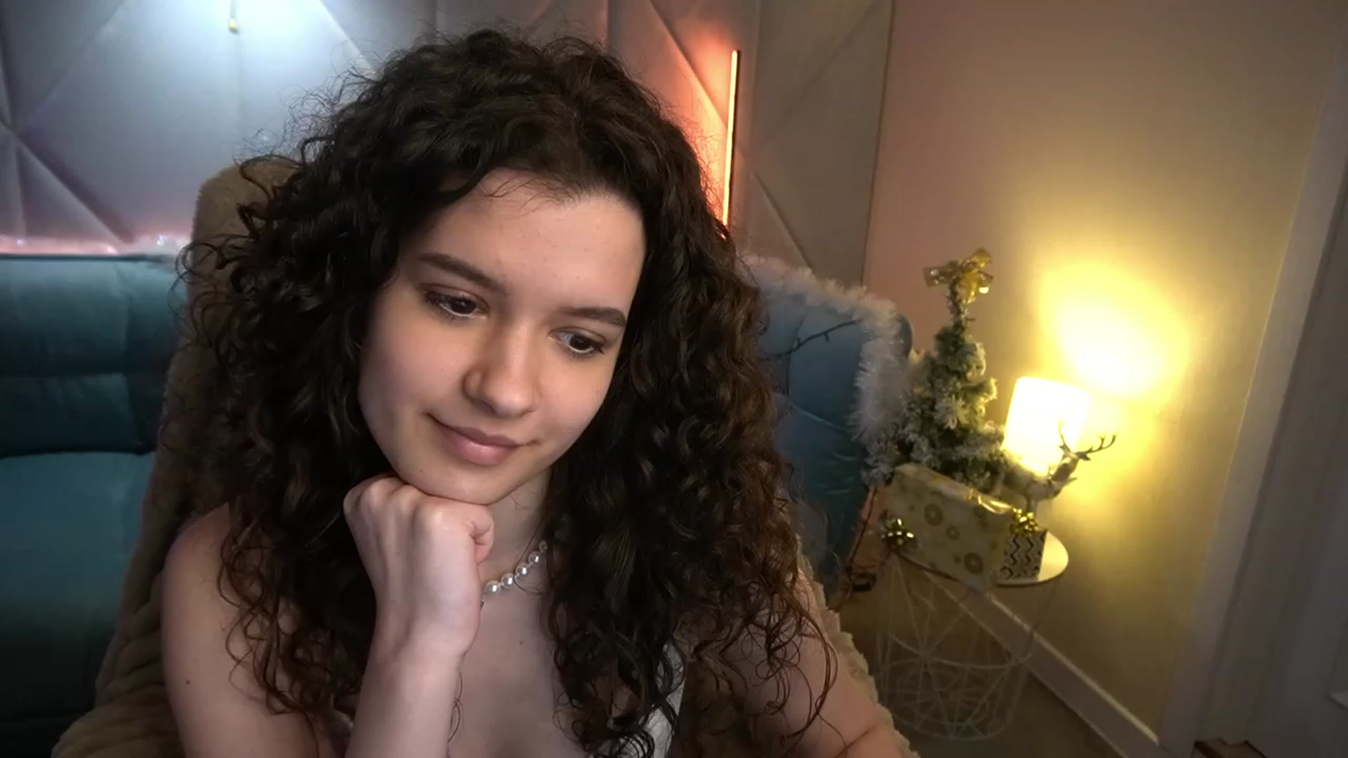 Gallery image thumbnail from Sherry_Li's myfreecams stream on, 01/06/2023, 14:55 image 4 of 20
